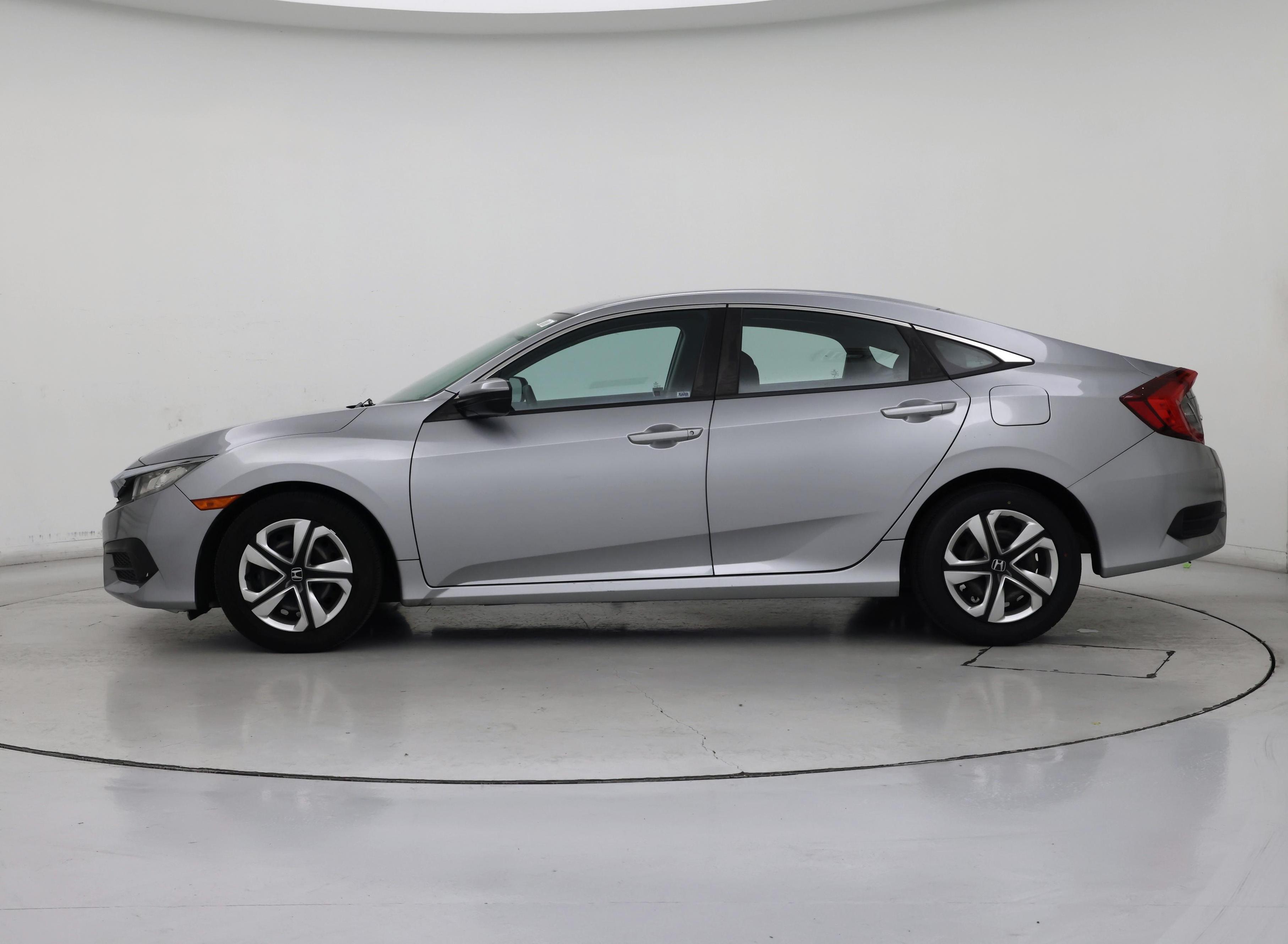 Thumbnail: 2017 Honda Civic - 3