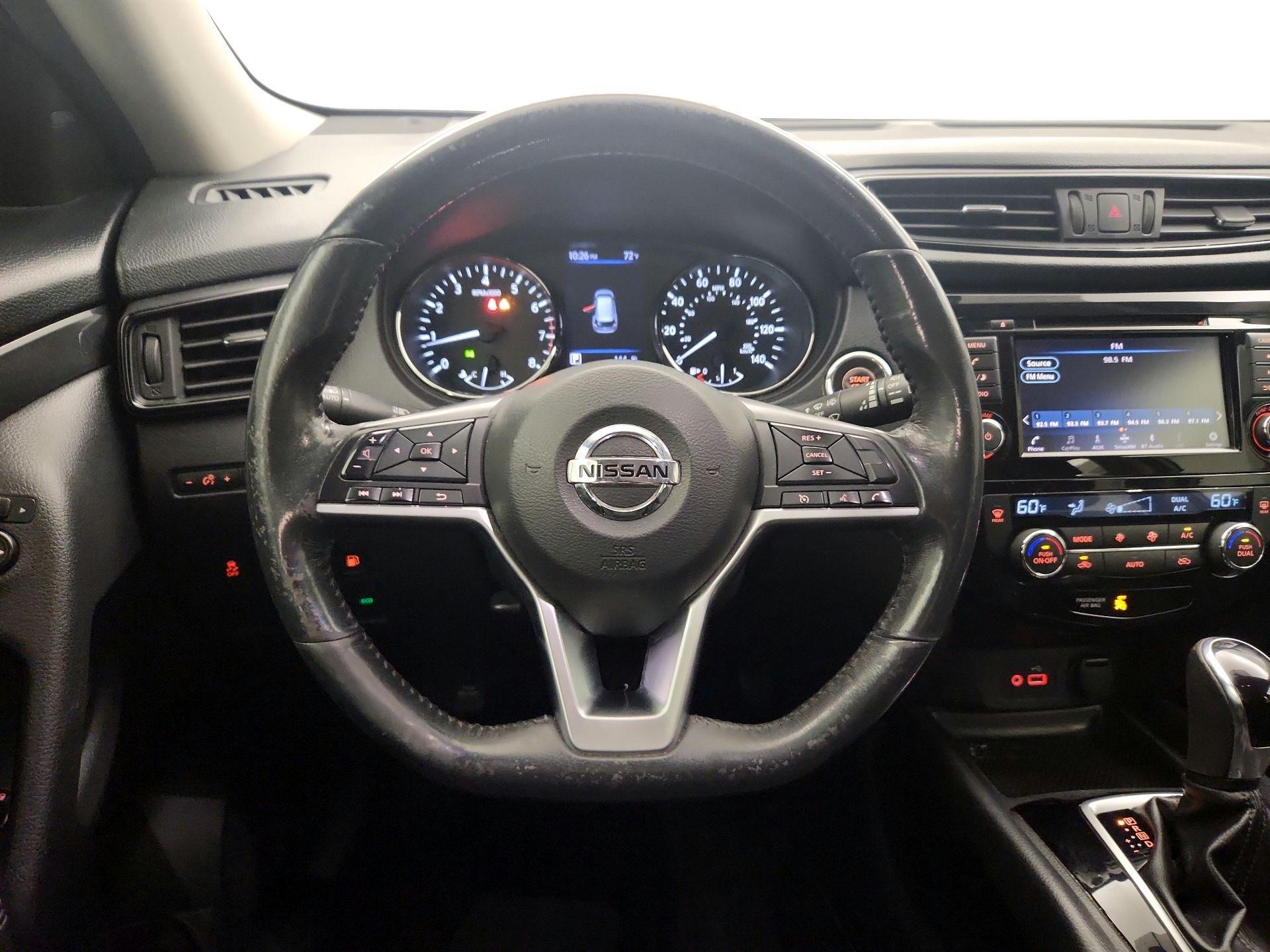 Thumbnail: 2018 Nissan Rogue - 10