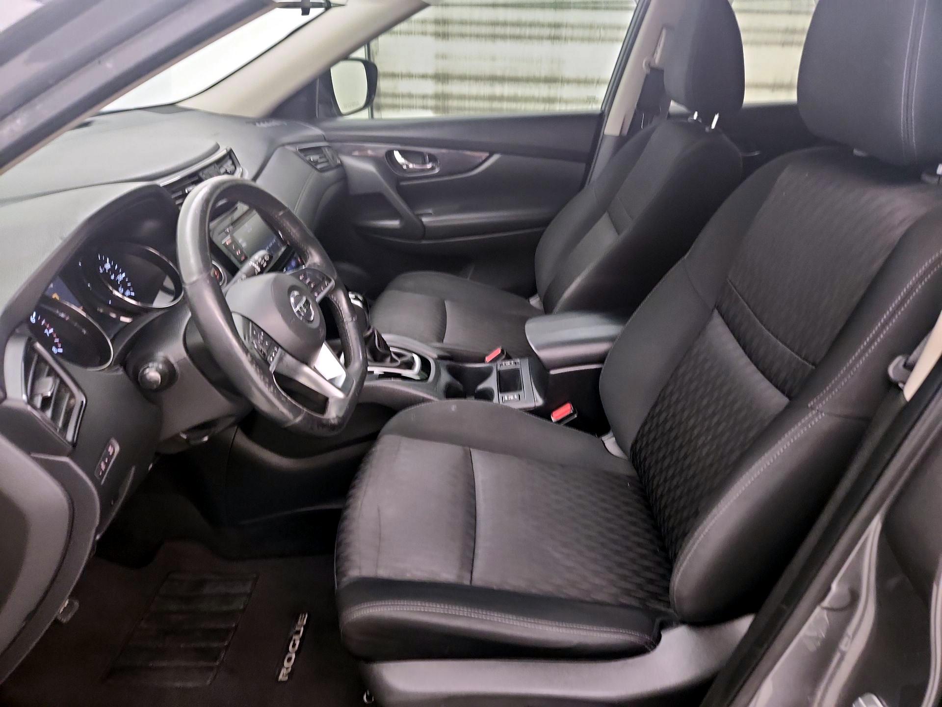 Thumbnail: 2018 Nissan Rogue - 11