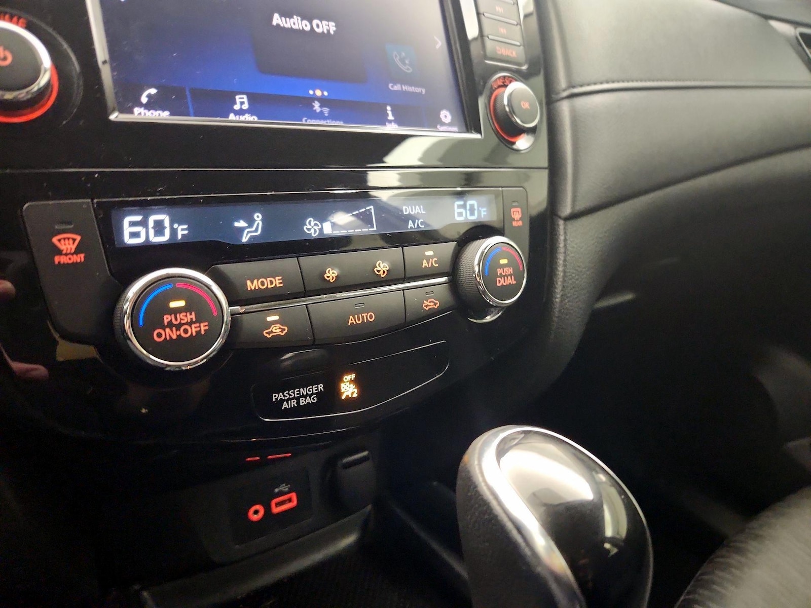 2018 Nissan Rogue SV - Photo 17