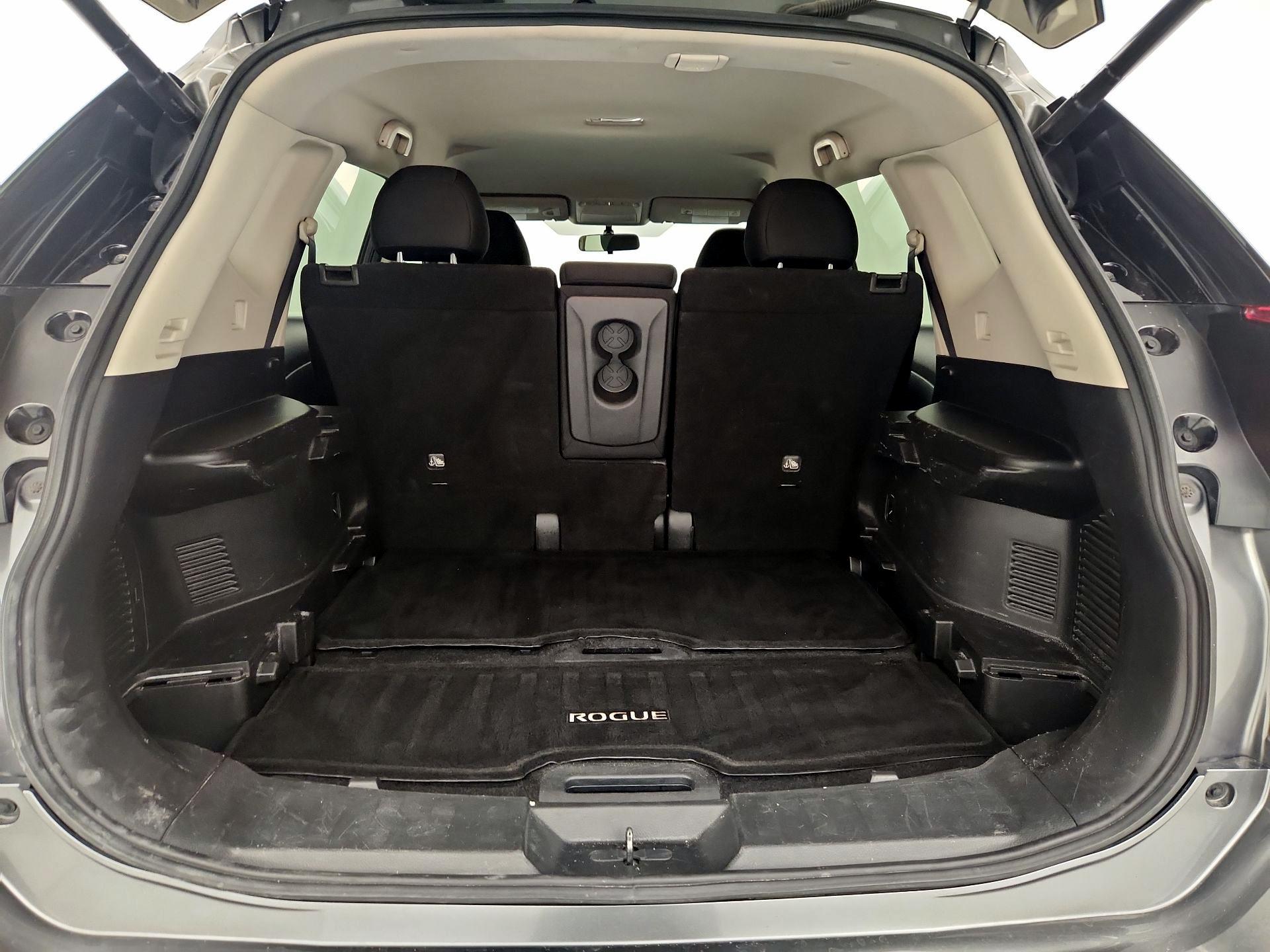 Thumbnail: 2018 Nissan Rogue - 20