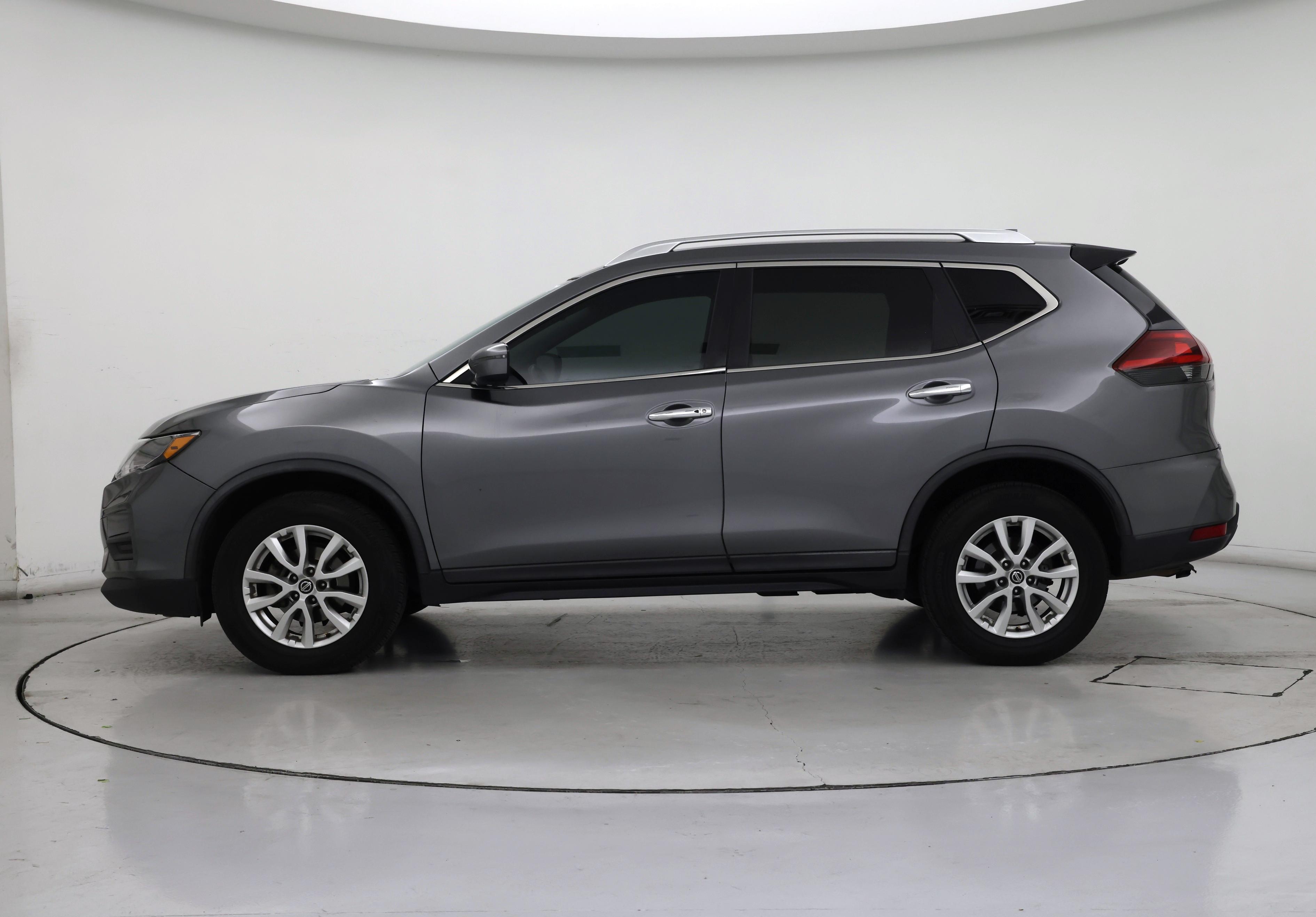 Thumbnail: 2018 Nissan Rogue - 3