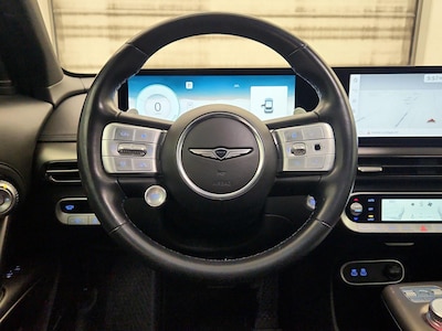 Steering Wheel & Instrument Cluster (On)