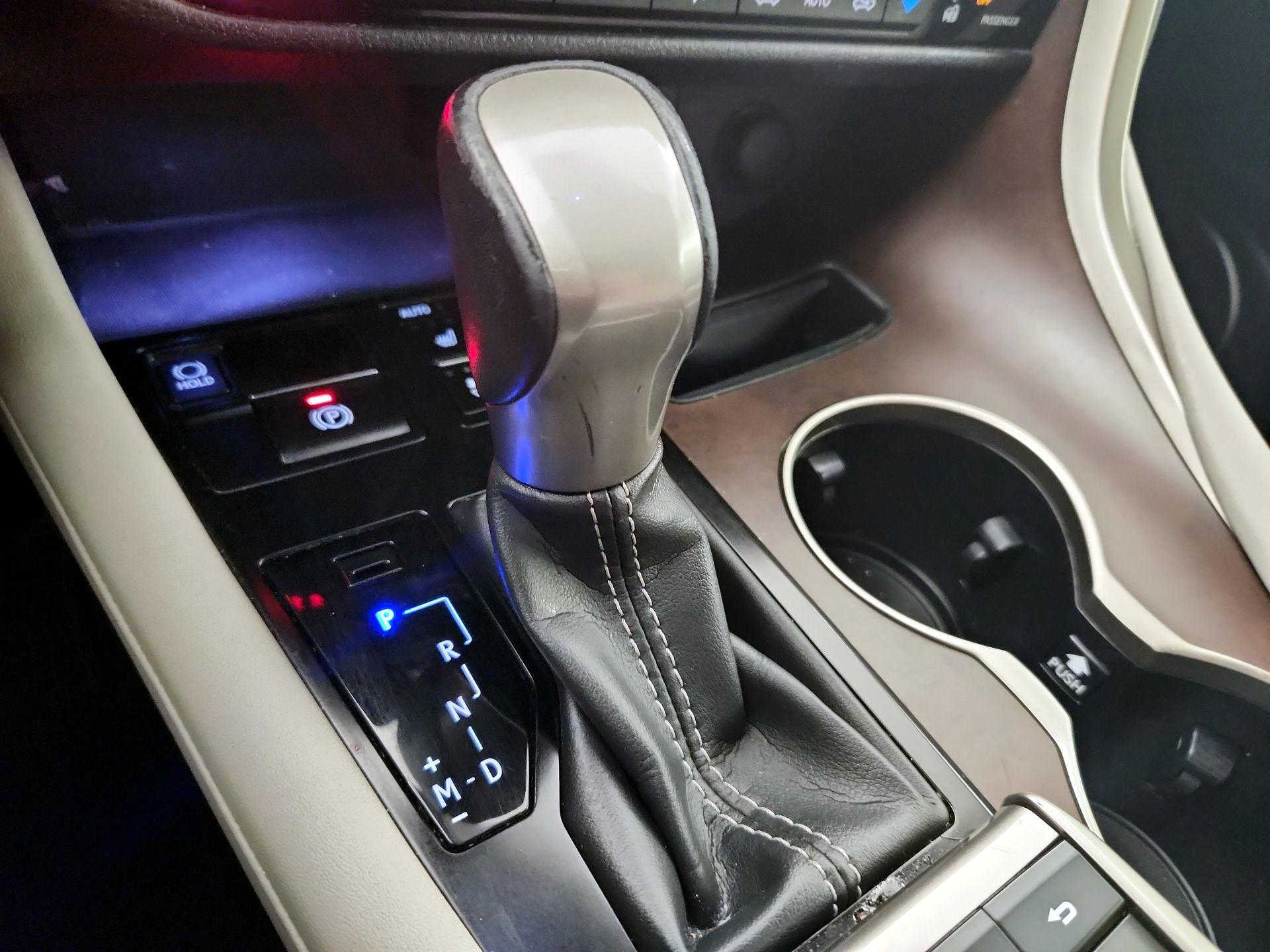 Thumbnail: 2020 Lexus RX - 18