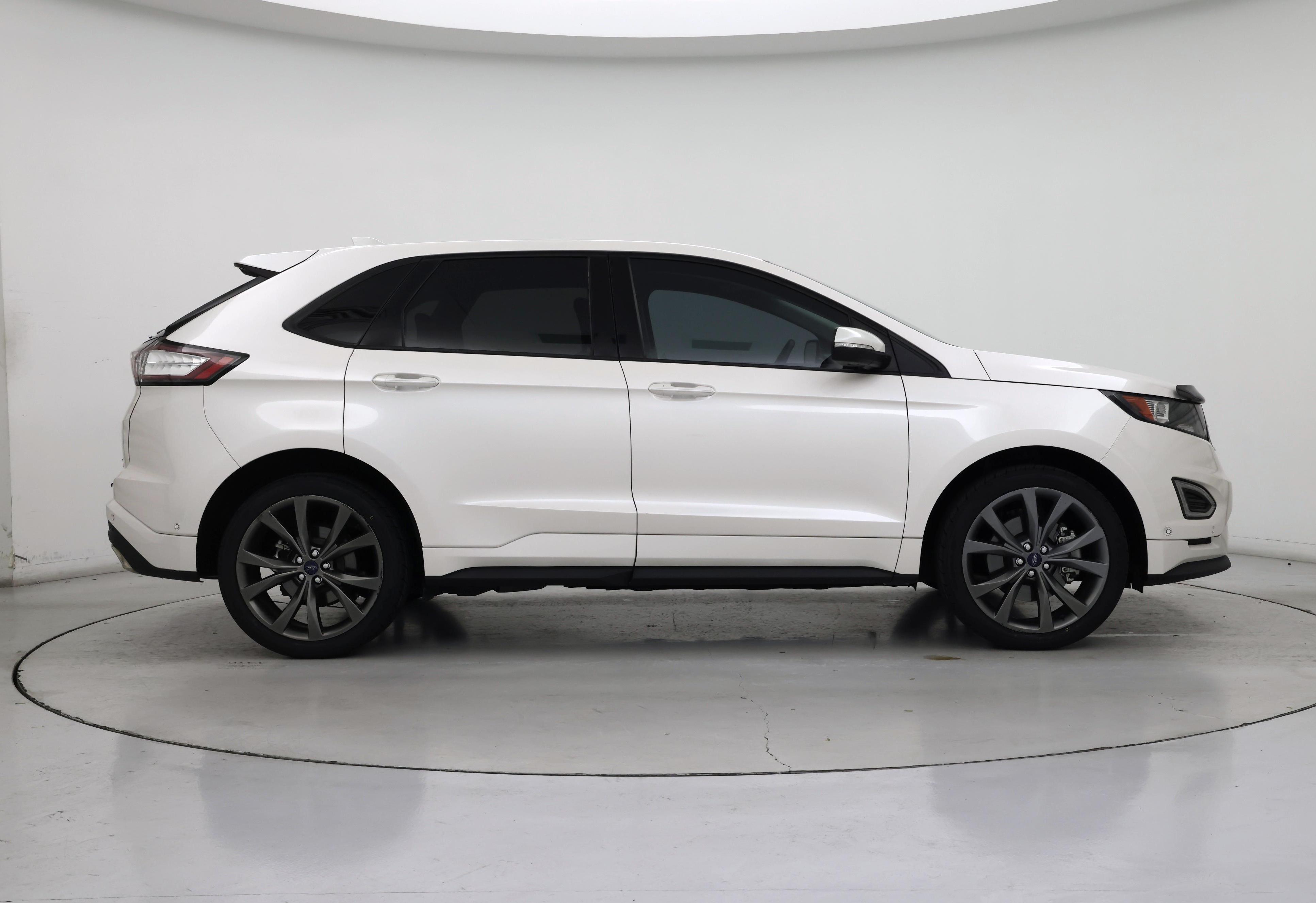 Thumbnail: 2018 Ford Edge - 7