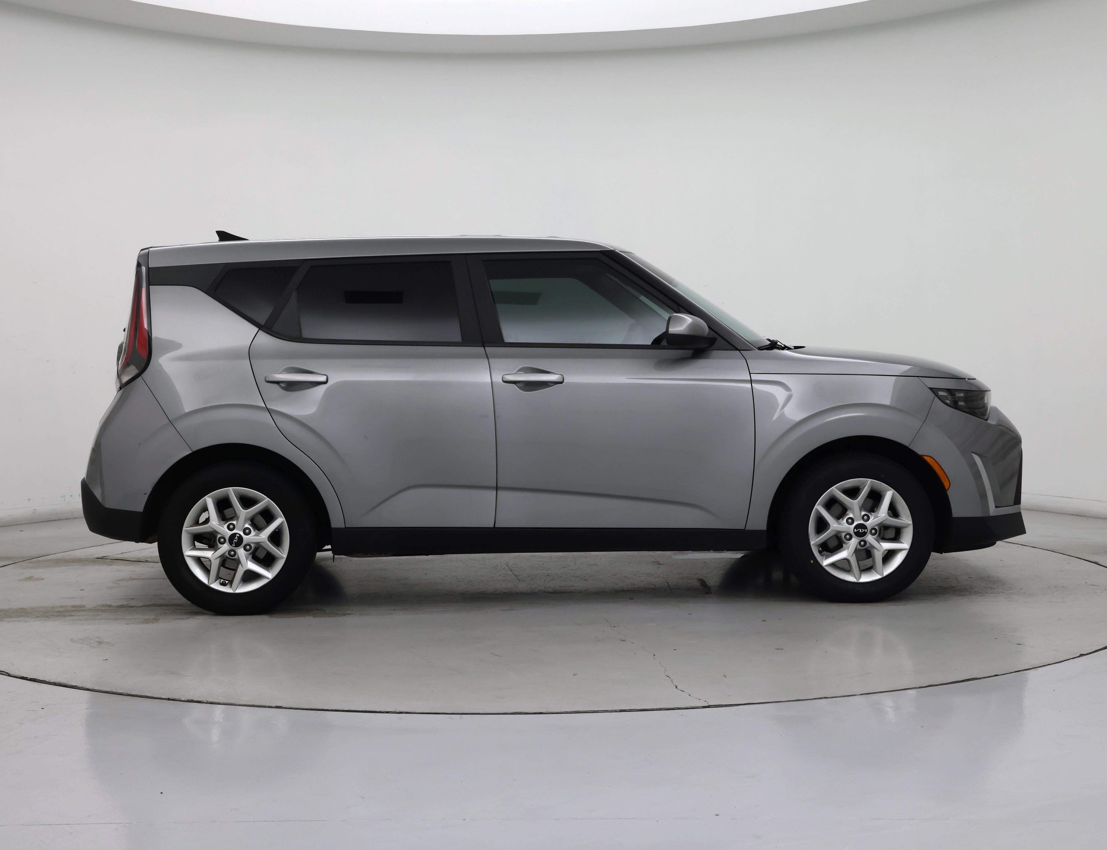 Thumbnail: 2023 Kia Soul - 7