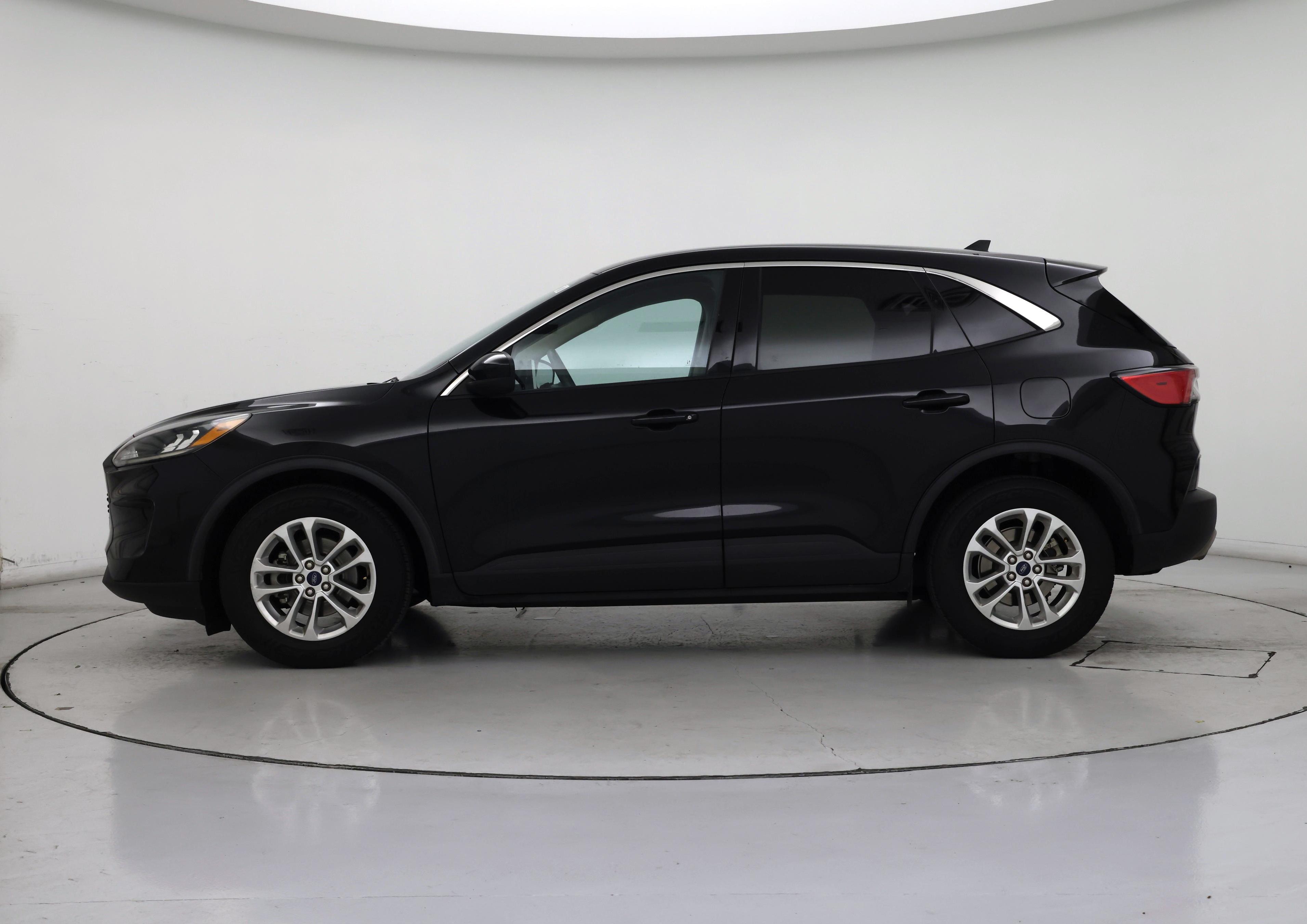 Thumbnail: 2020 Ford Escape - 3