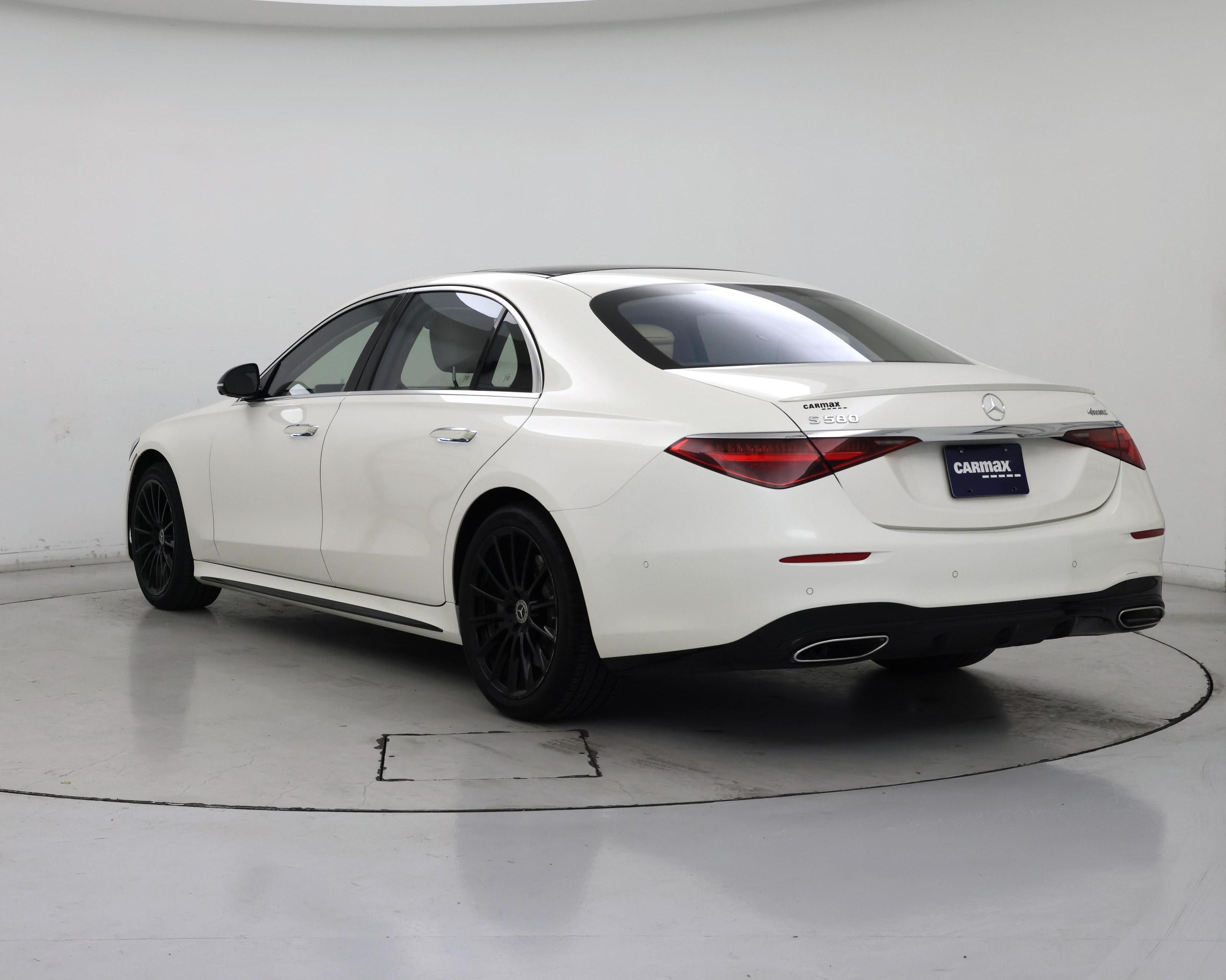 Thumbnail: 2022 Mercedes-Benz S-Class - 2