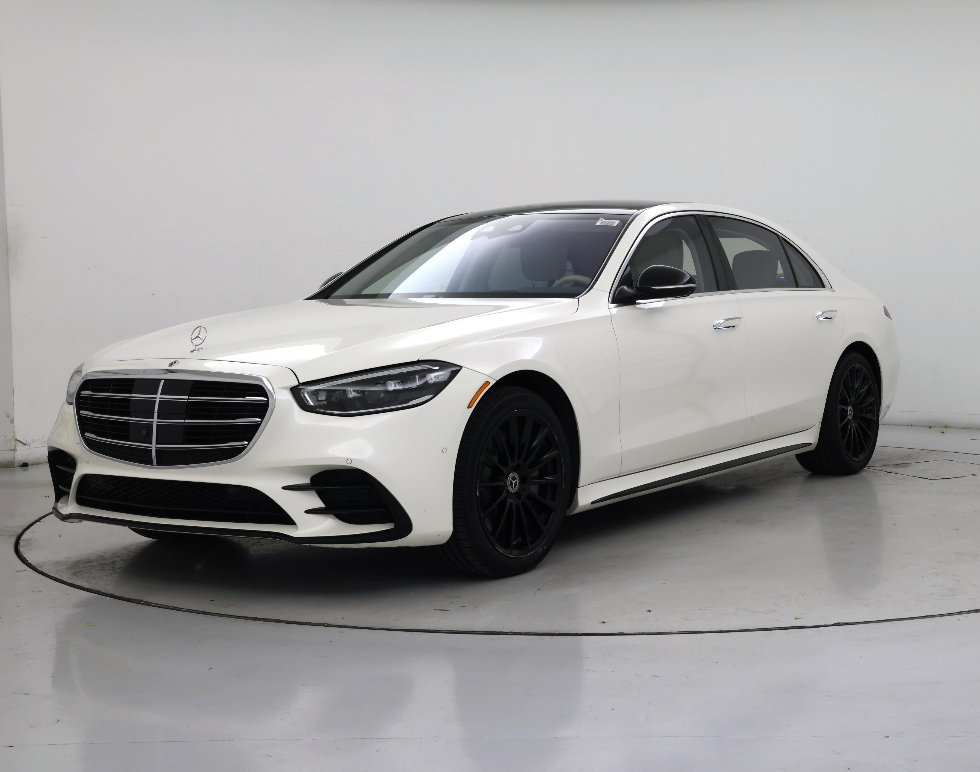 Thumbnail: 2022 Mercedes-Benz S-Class - 4