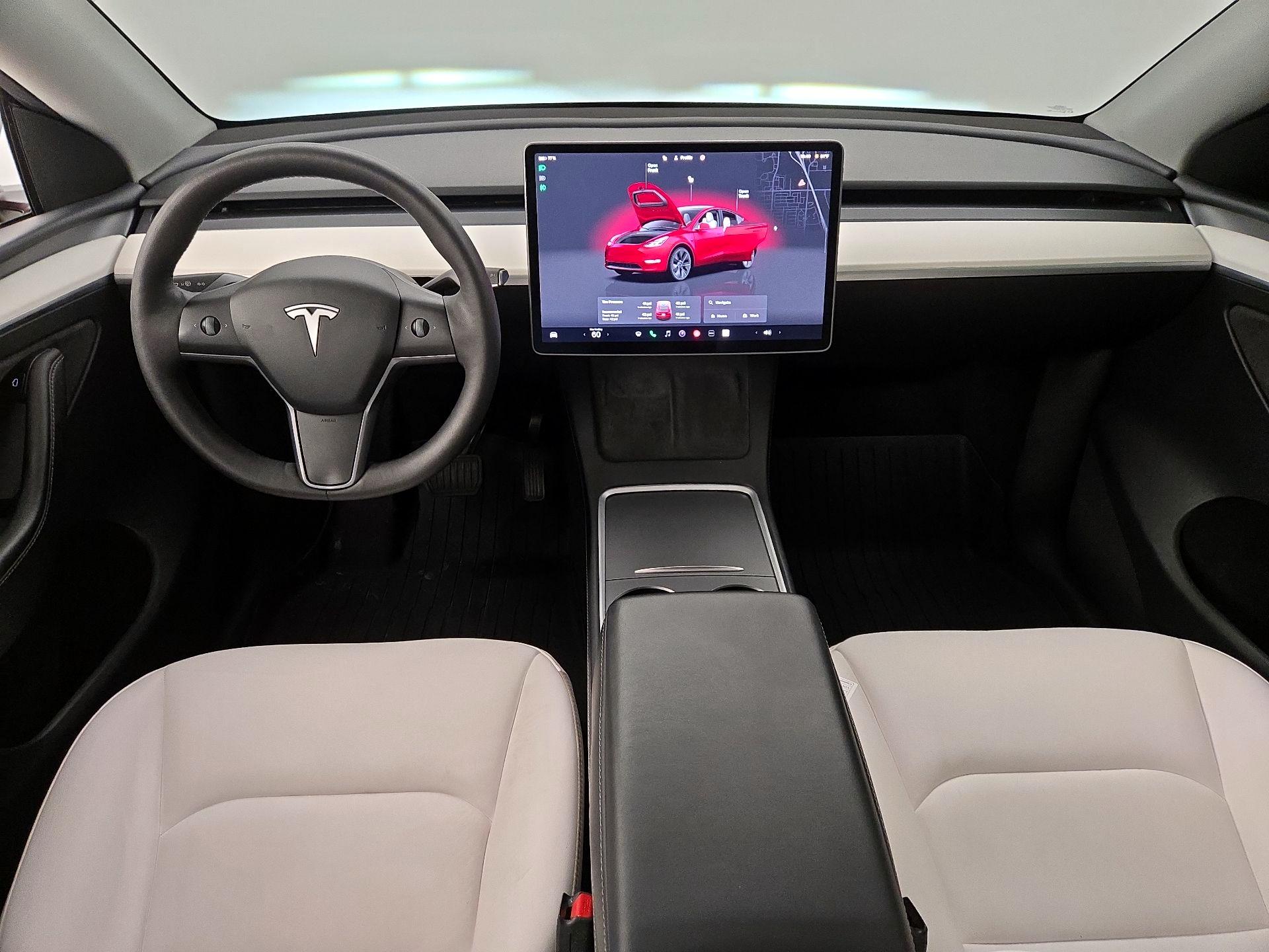 Thumbnail: 2024 Tesla Model Y - 9