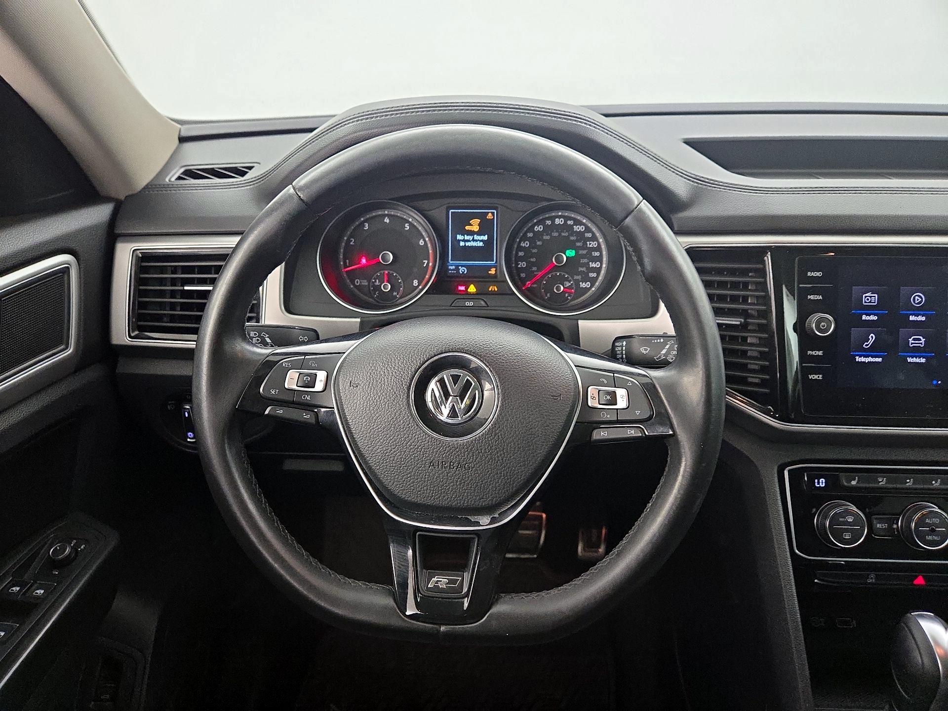 Thumbnail: 2018 Volkswagen Atlas - 10
