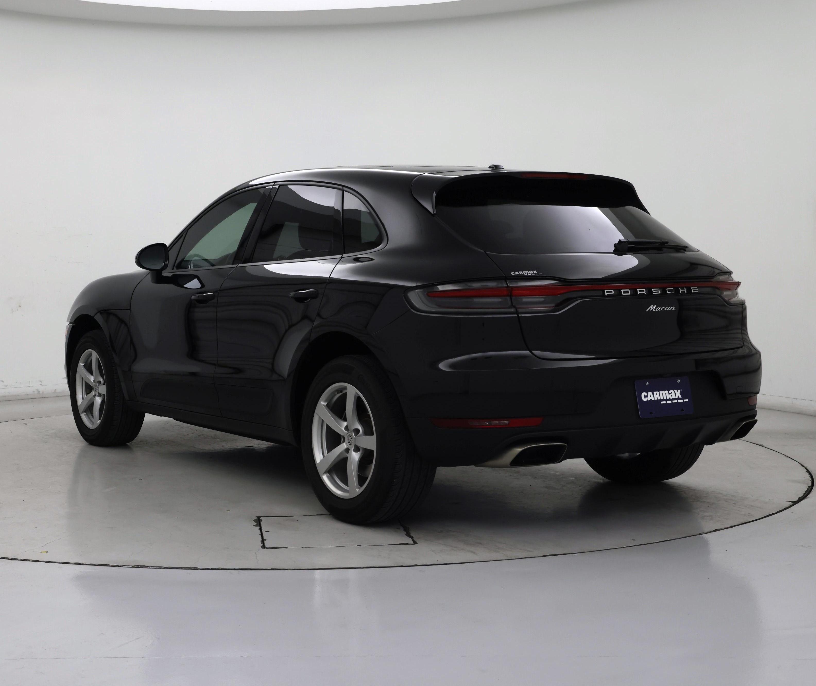 Thumbnail: 2020 Porsche Macan - 2