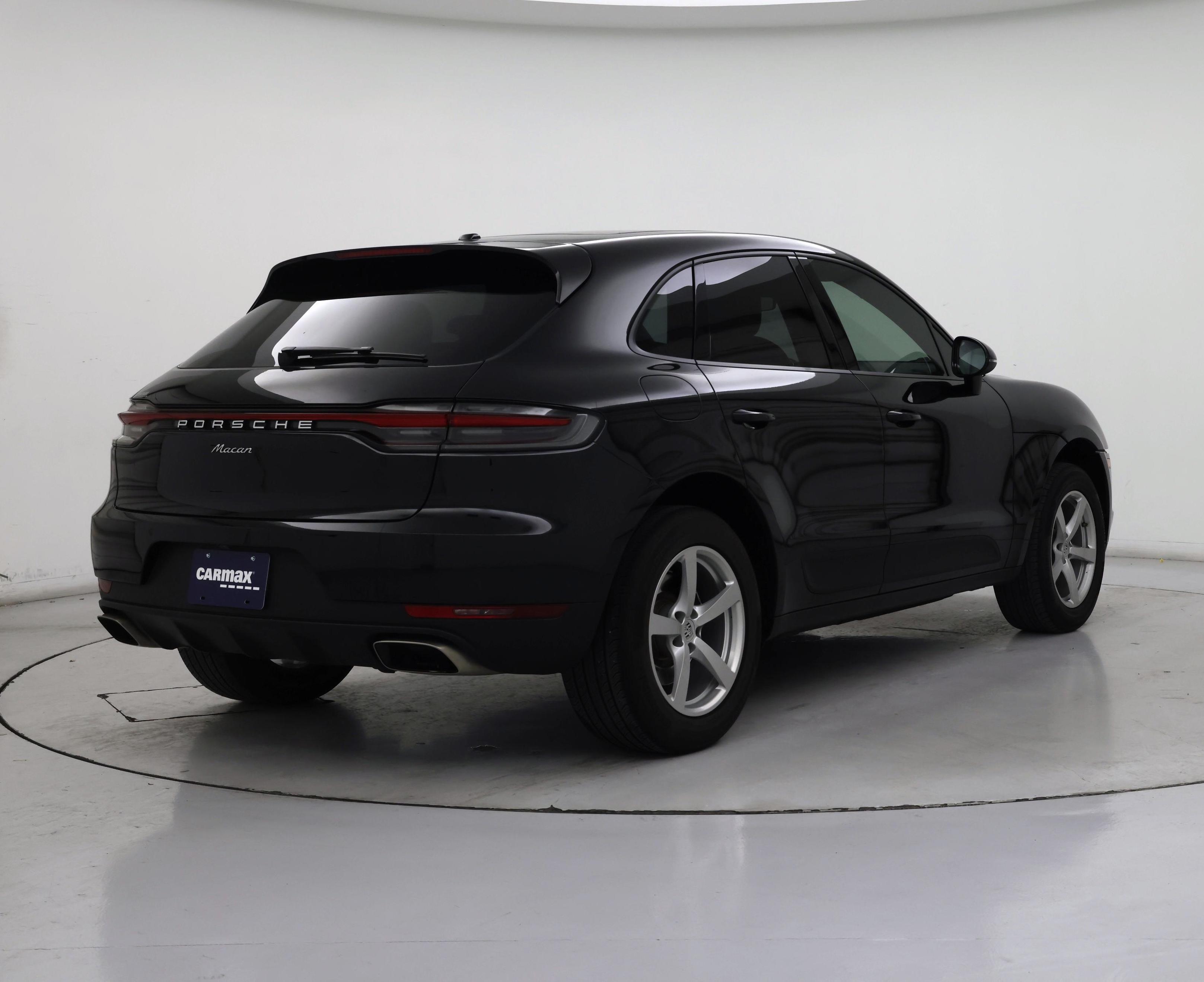 Thumbnail: 2020 Porsche Macan - 8