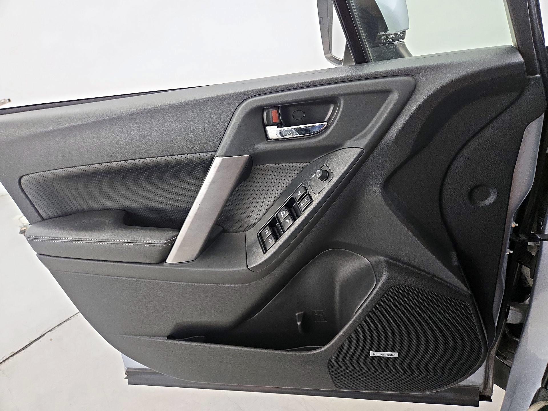 Thumbnail: 2016 Subaru Forester - 12