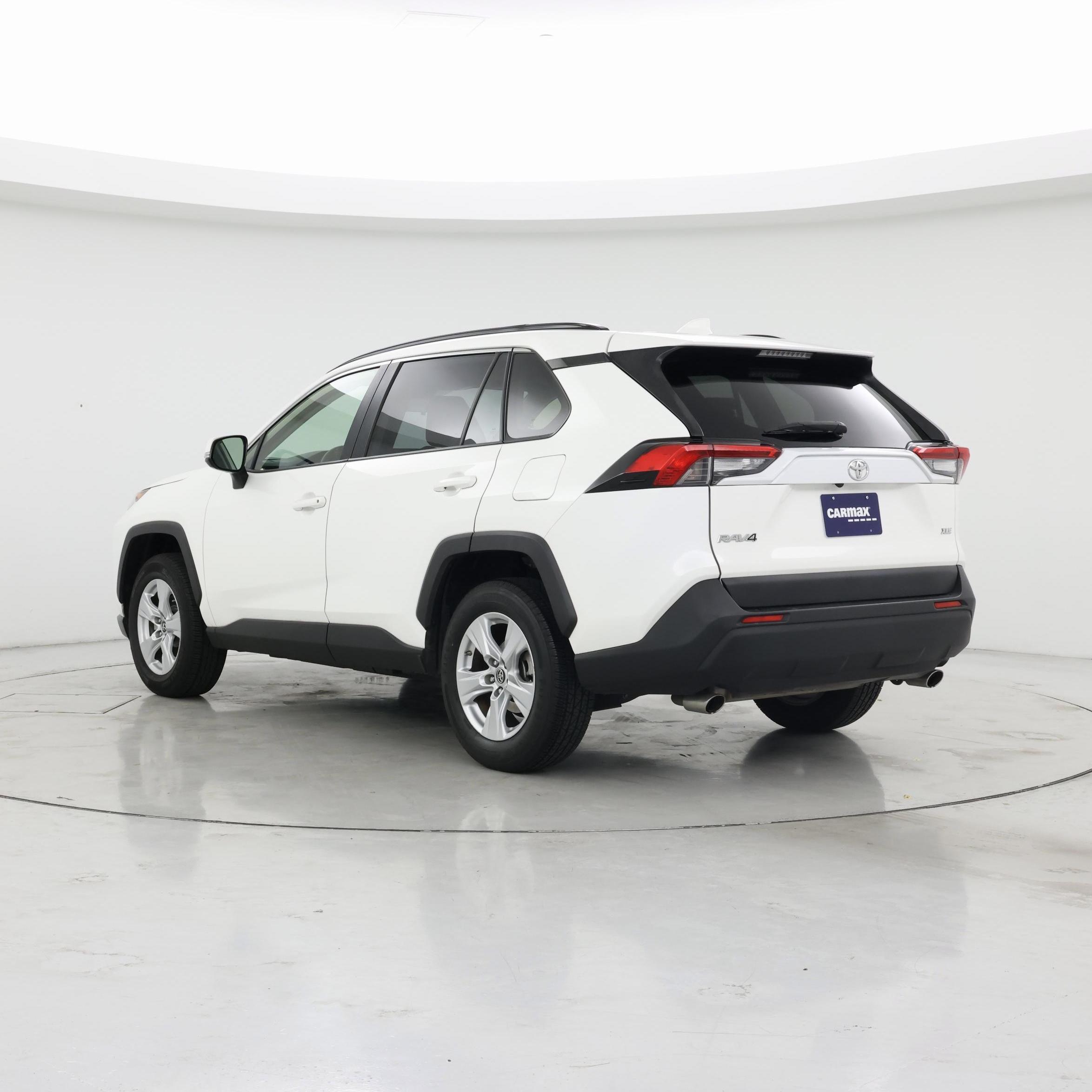 Thumbnail: 2019 Toyota RAV4 - 2