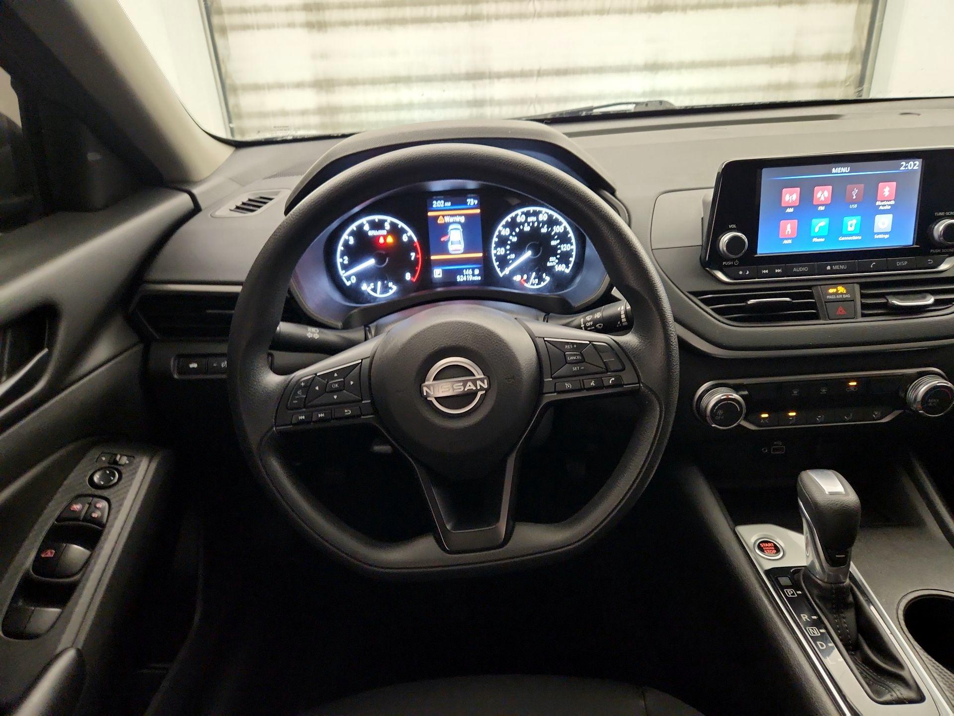 Thumbnail: 2023 Nissan Altima - 10