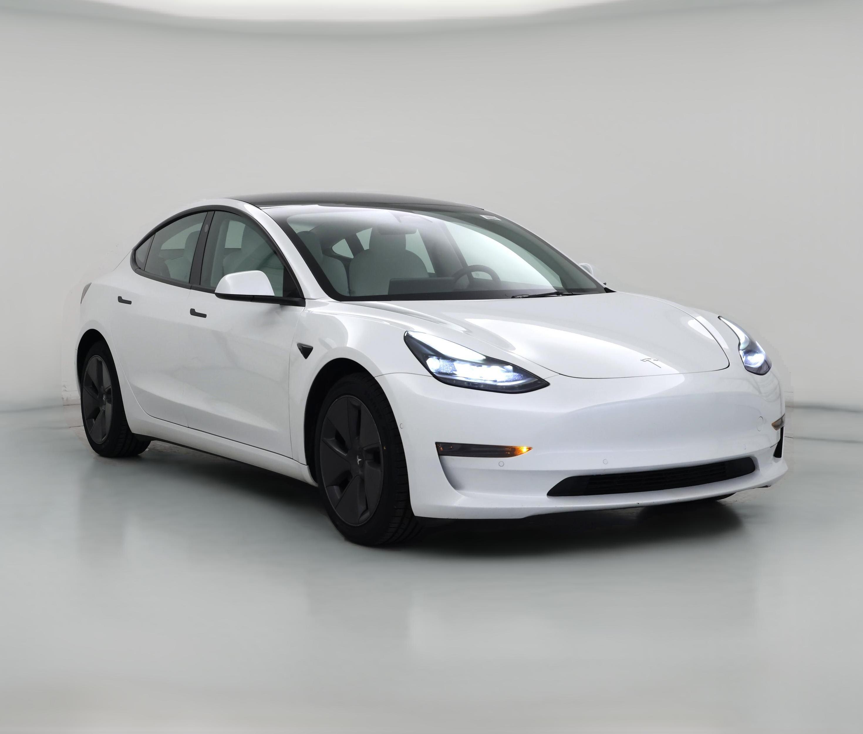 Thumbnail: 2022 Tesla Model 3 - 1