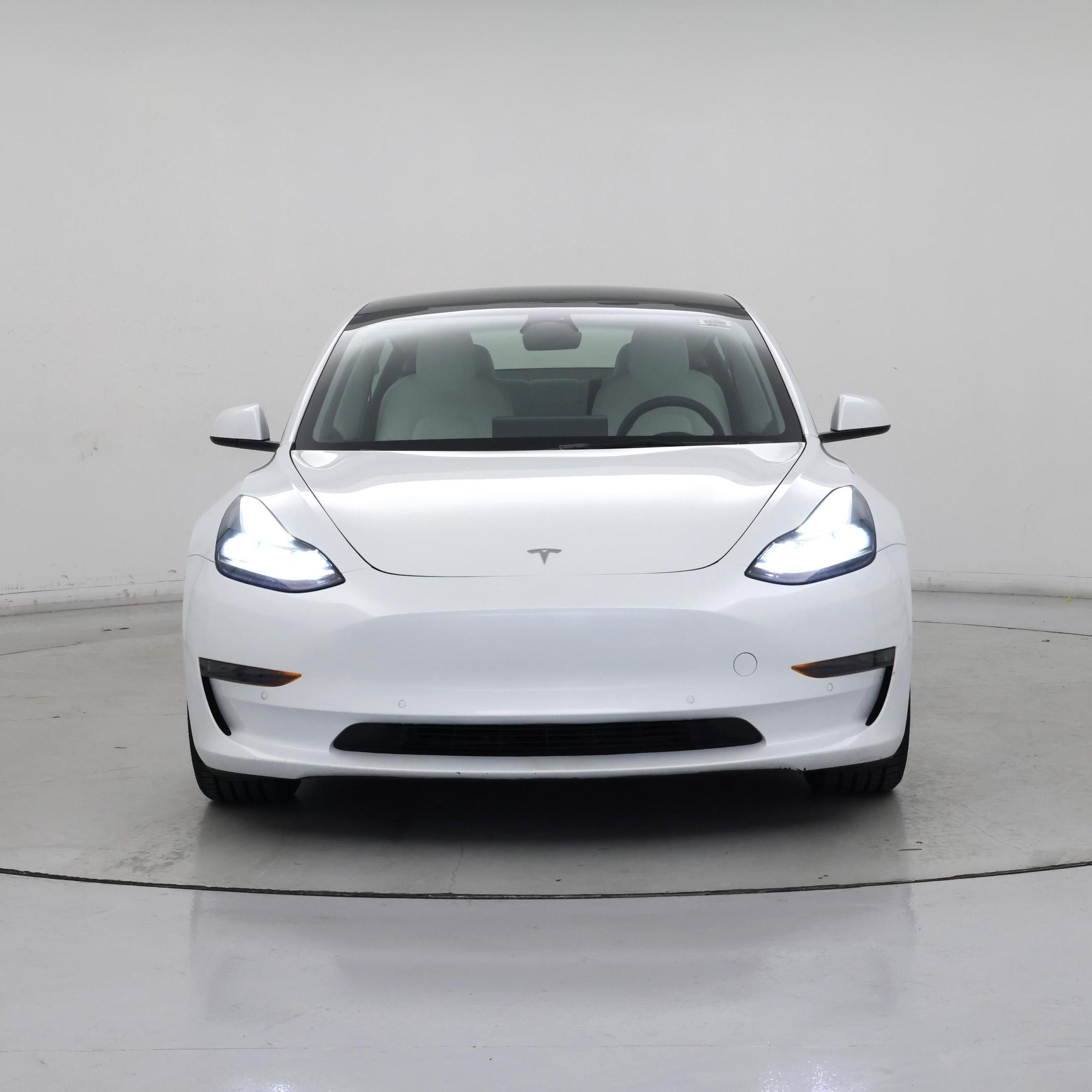 Thumbnail: 2022 Tesla Model 3 - 5
