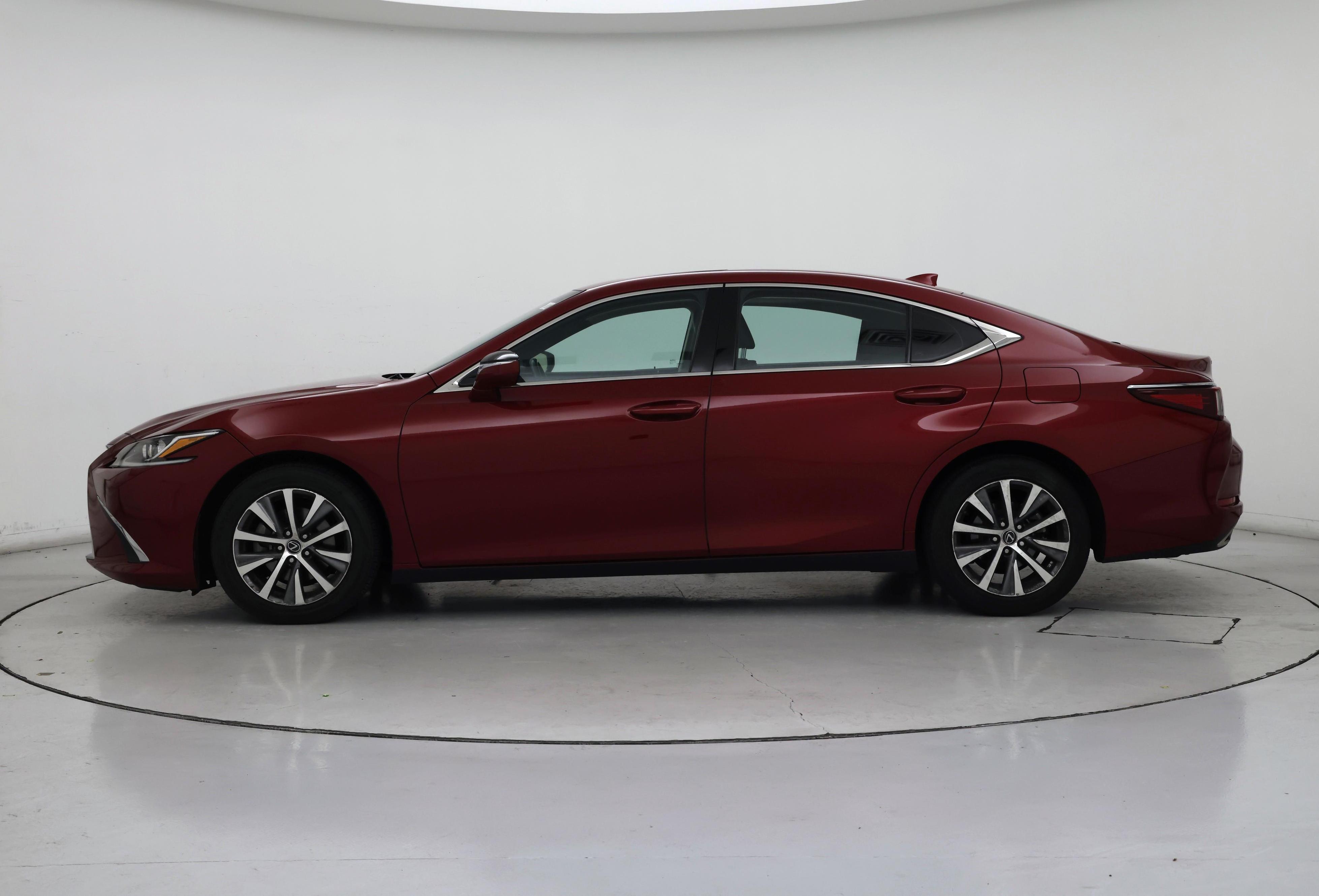Thumbnail: 2019 Lexus ES - 3