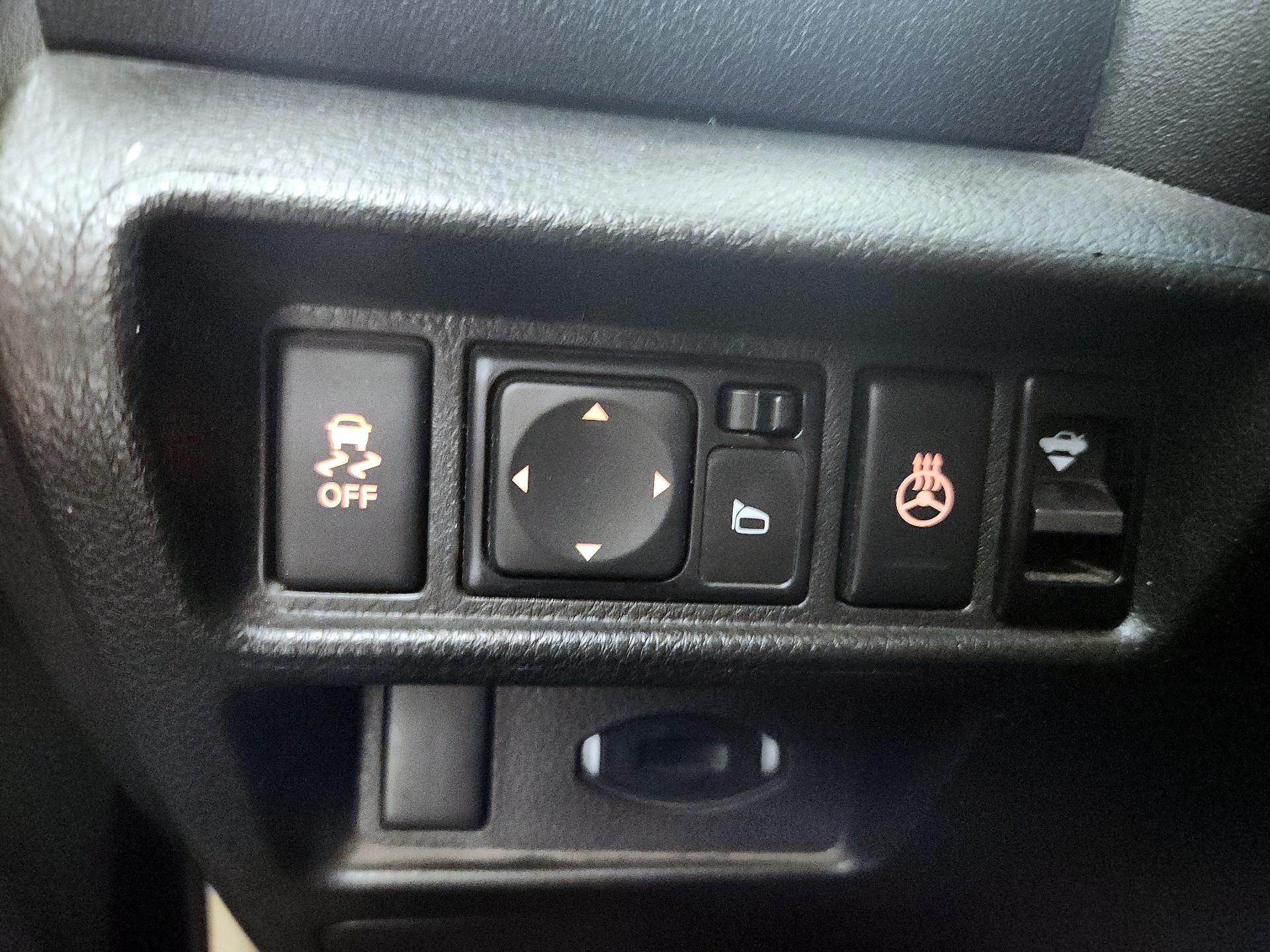 Thumbnail: 2014 Nissan Maxima - 13