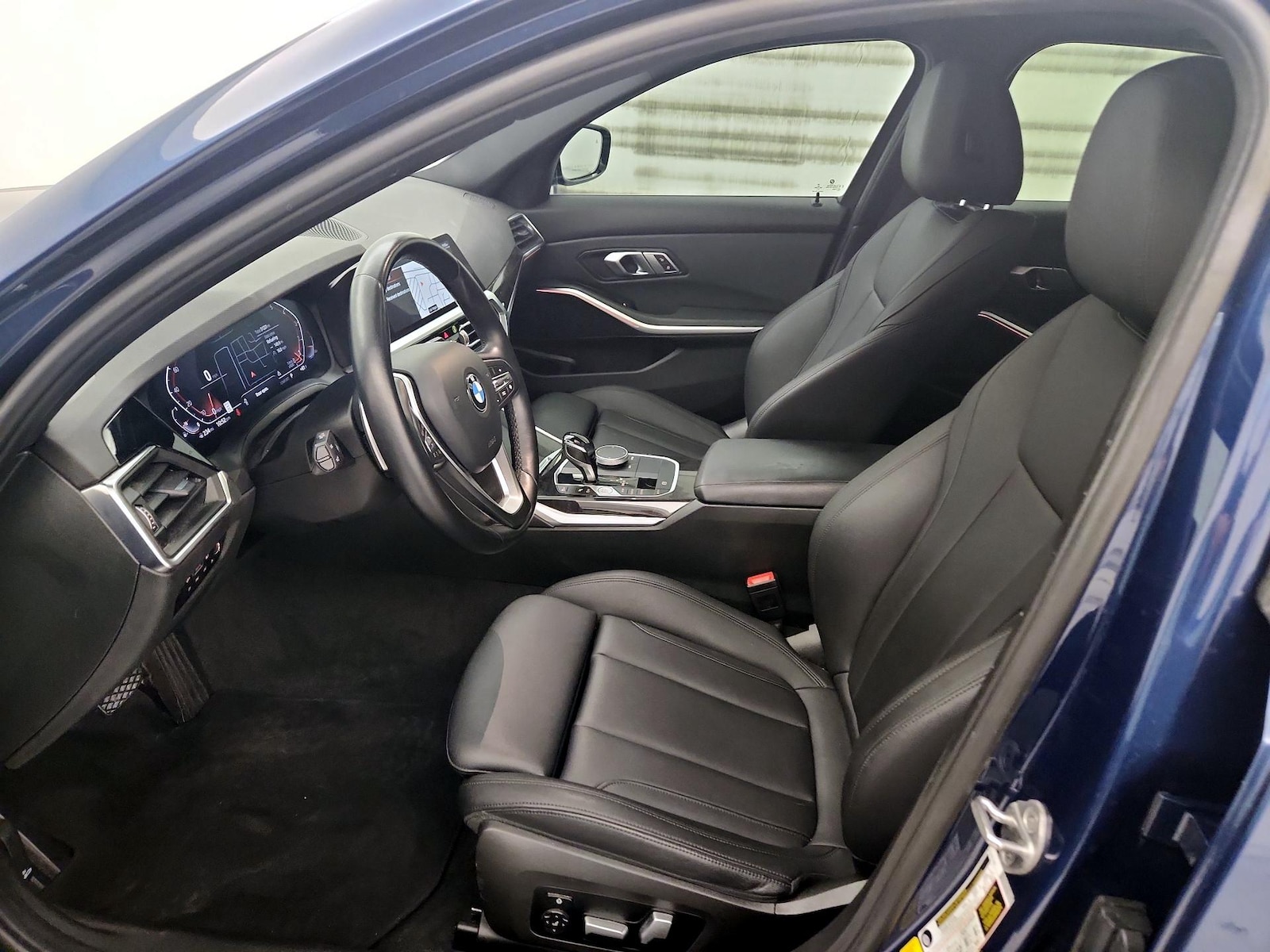 2021 BMW 3 Series 330i - Photo 12