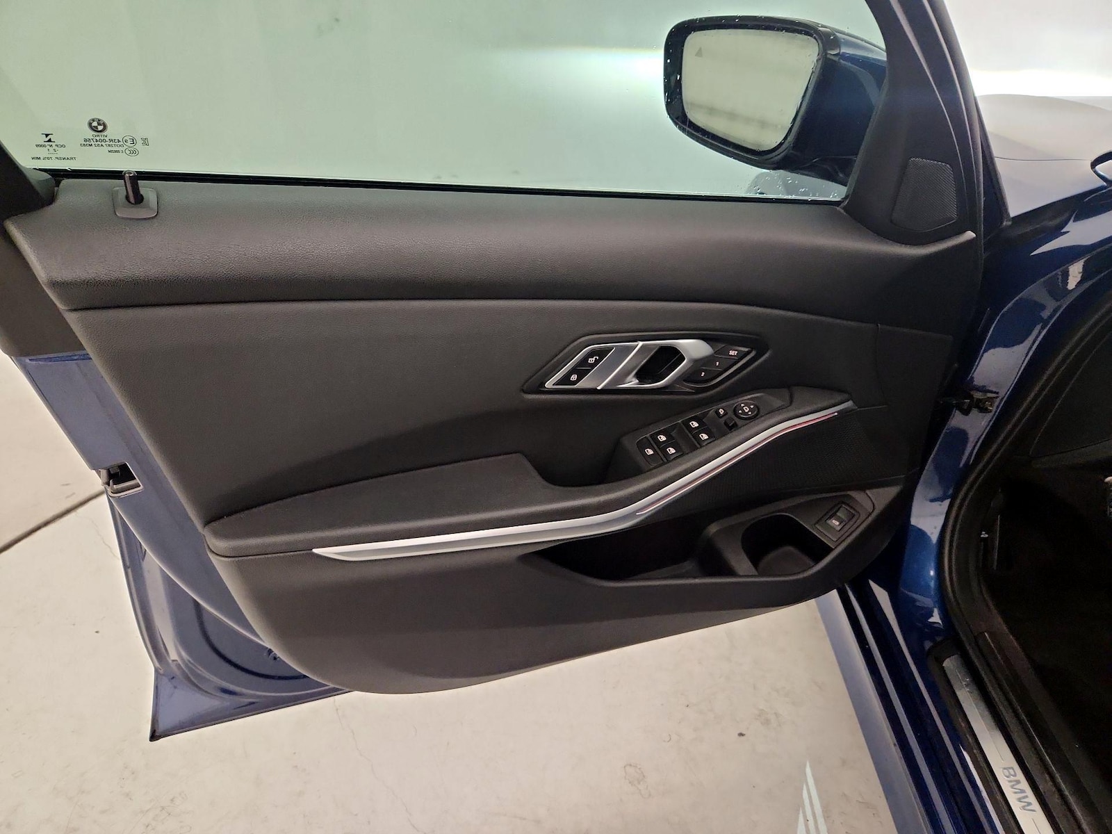 2021 BMW 3 Series 330i - Photo 13