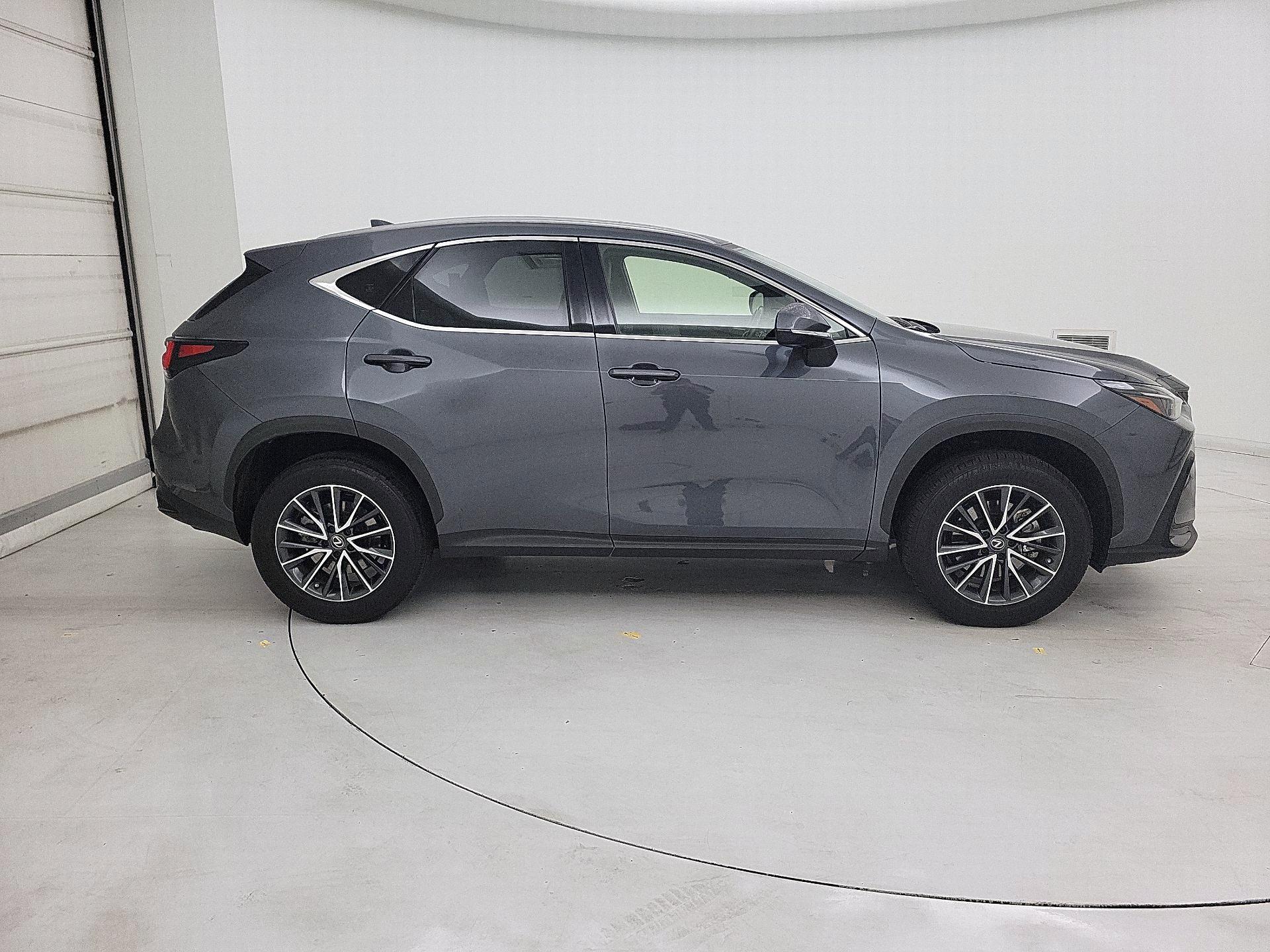 Thumbnail: 2023 Lexus NX - 4