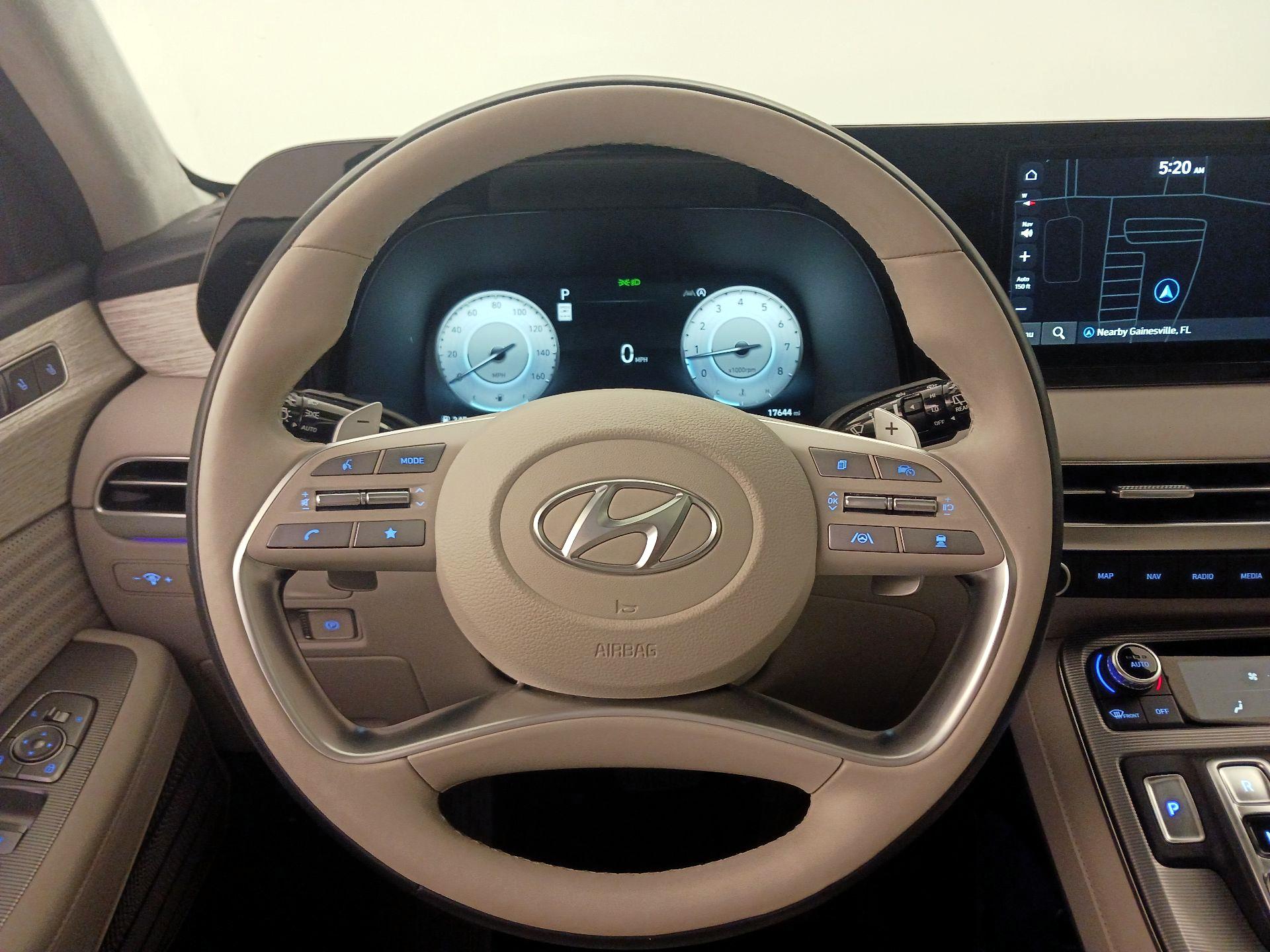 Thumbnail: 2023 Hyundai Palisade - 10