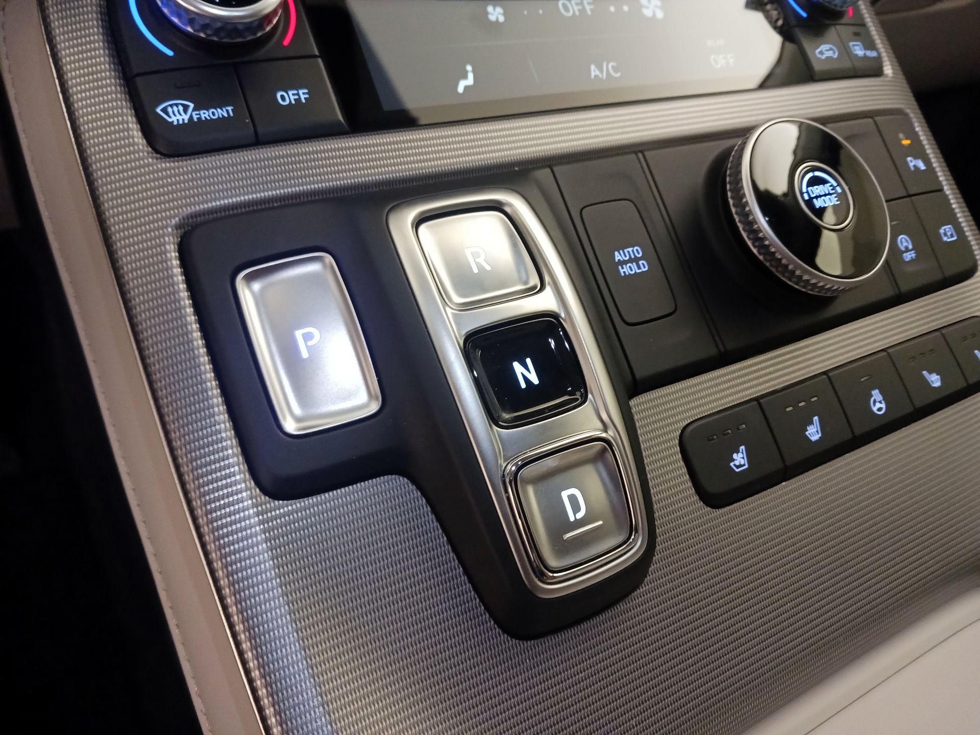 Thumbnail: 2023 Hyundai Palisade - 18