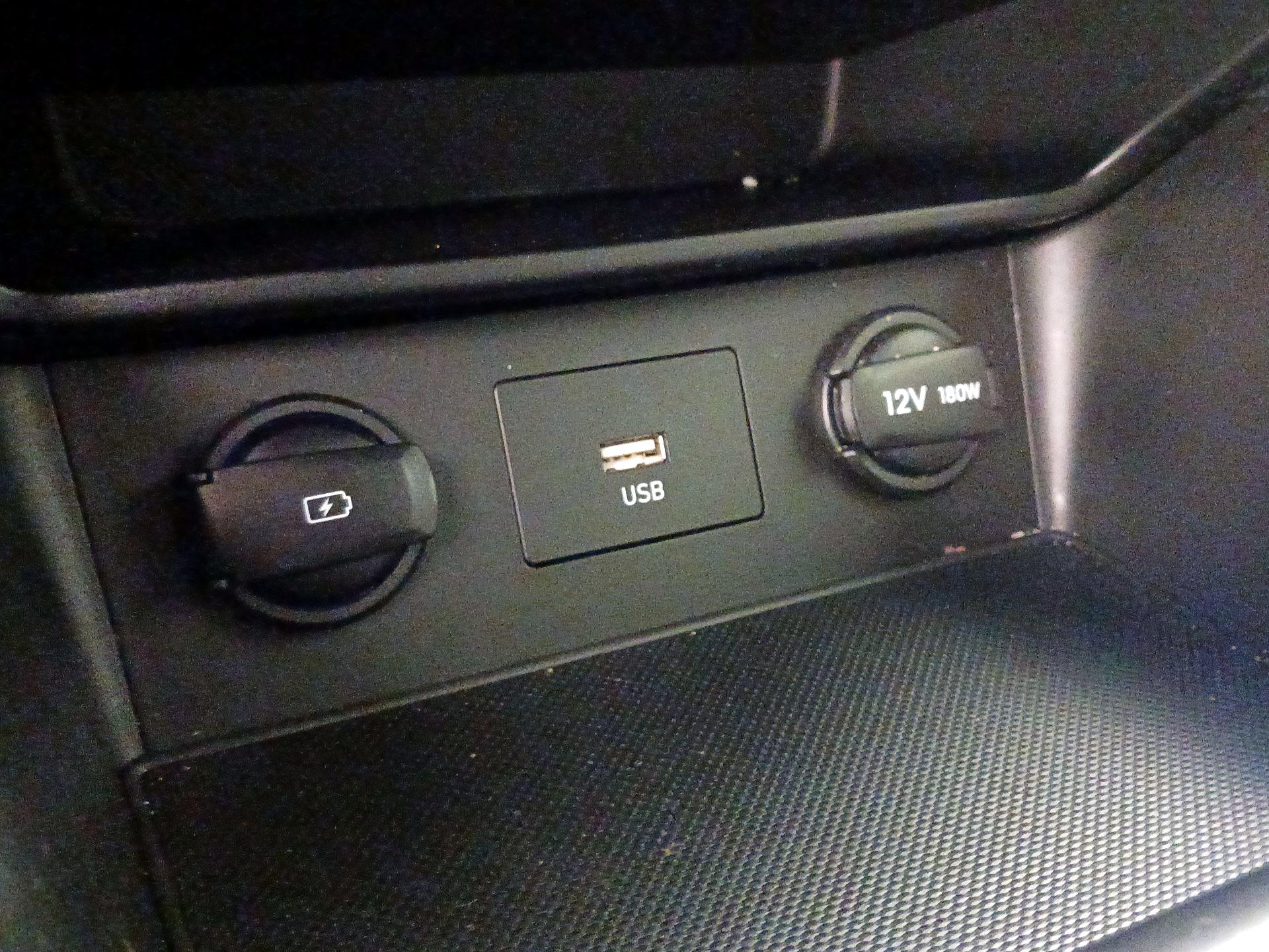 Thumbnail: 2022 Hyundai Kona - 18