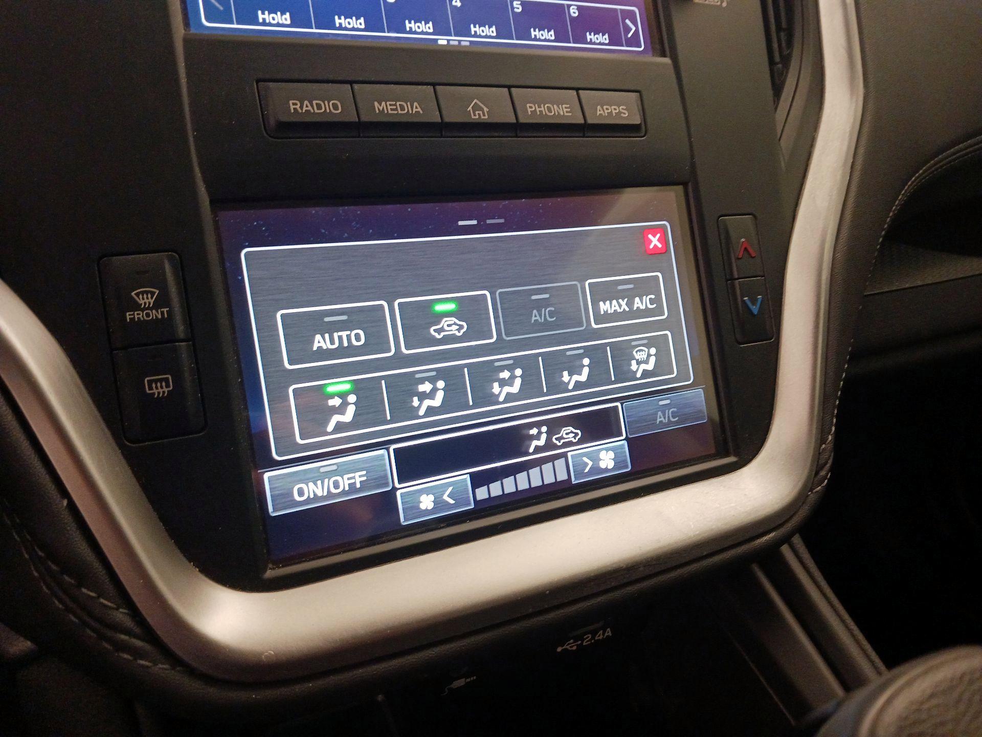 Thumbnail: 2025 Subaru Outback - 16