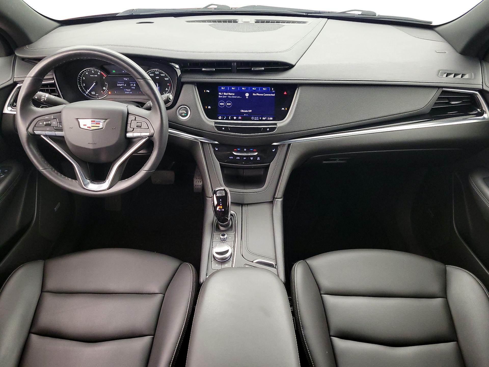 Thumbnail: 2022 Cadillac XT6 - 9