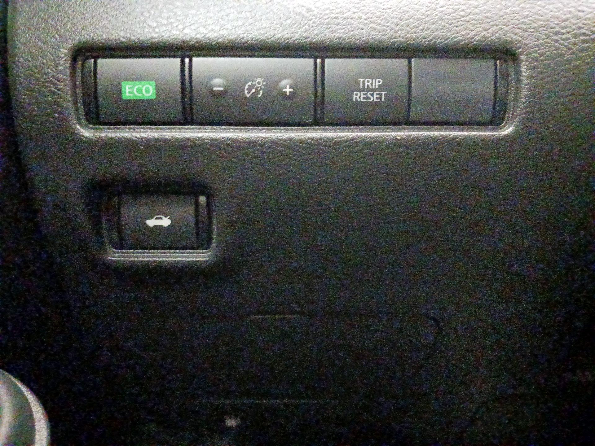 Thumbnail: 2023 Nissan Sentra - 13