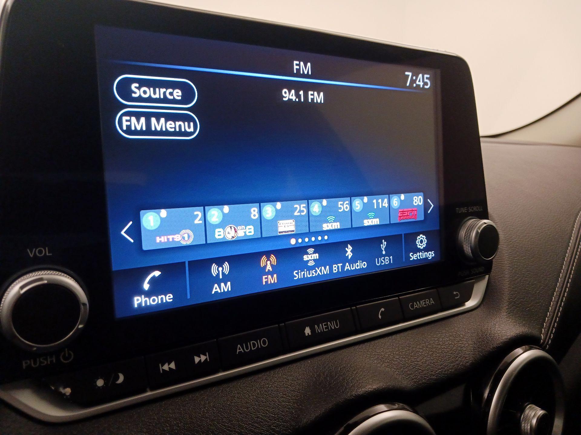 Thumbnail: 2023 Nissan Sentra - 15