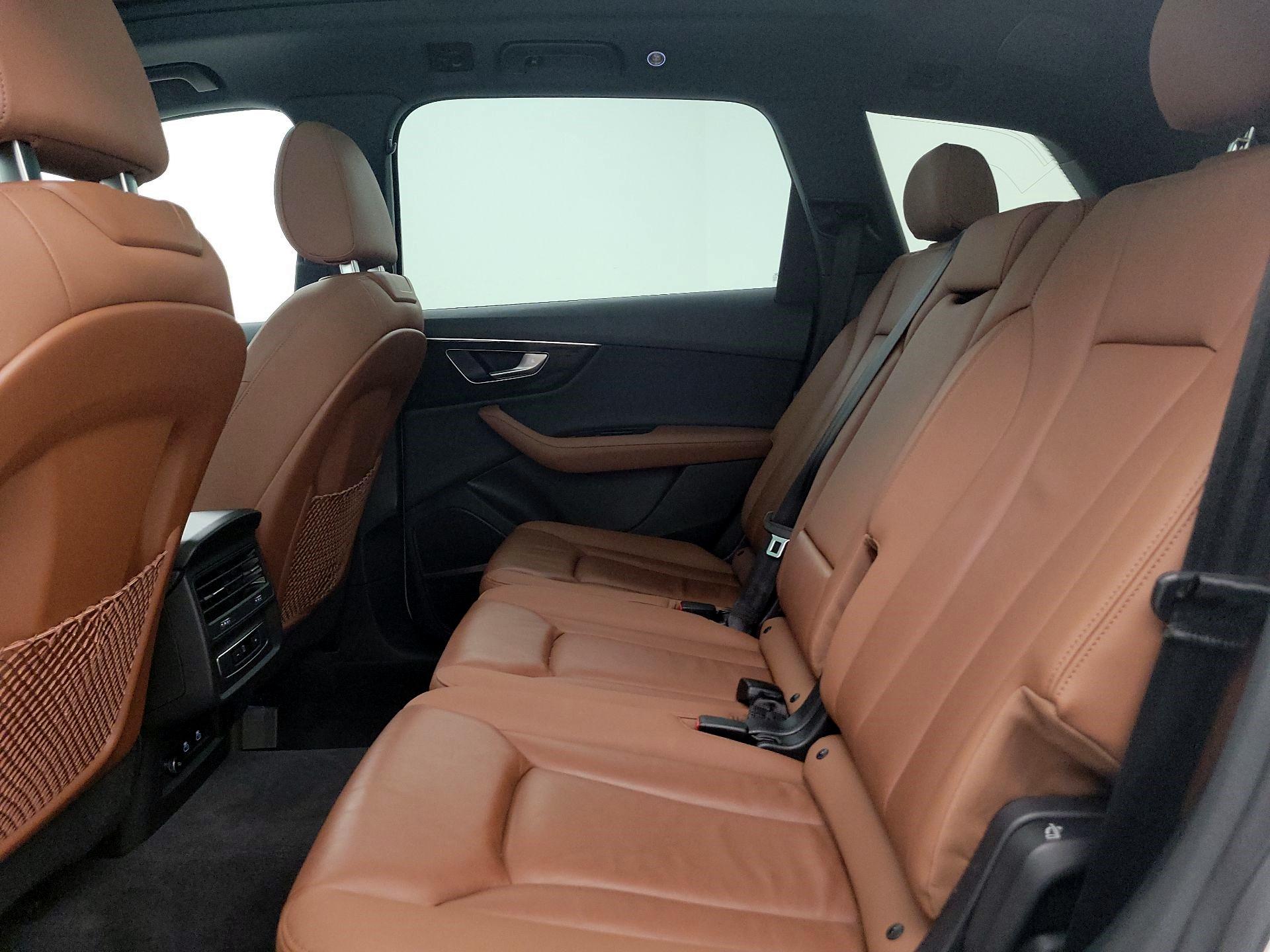 Thumbnail: 2023 Audi Q7 - 19