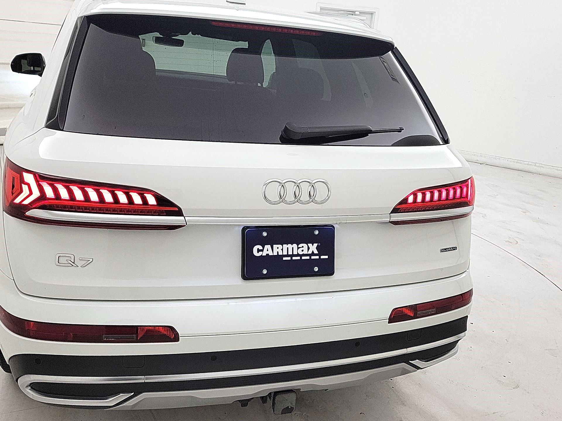 Thumbnail: 2023 Audi Q7 - 6