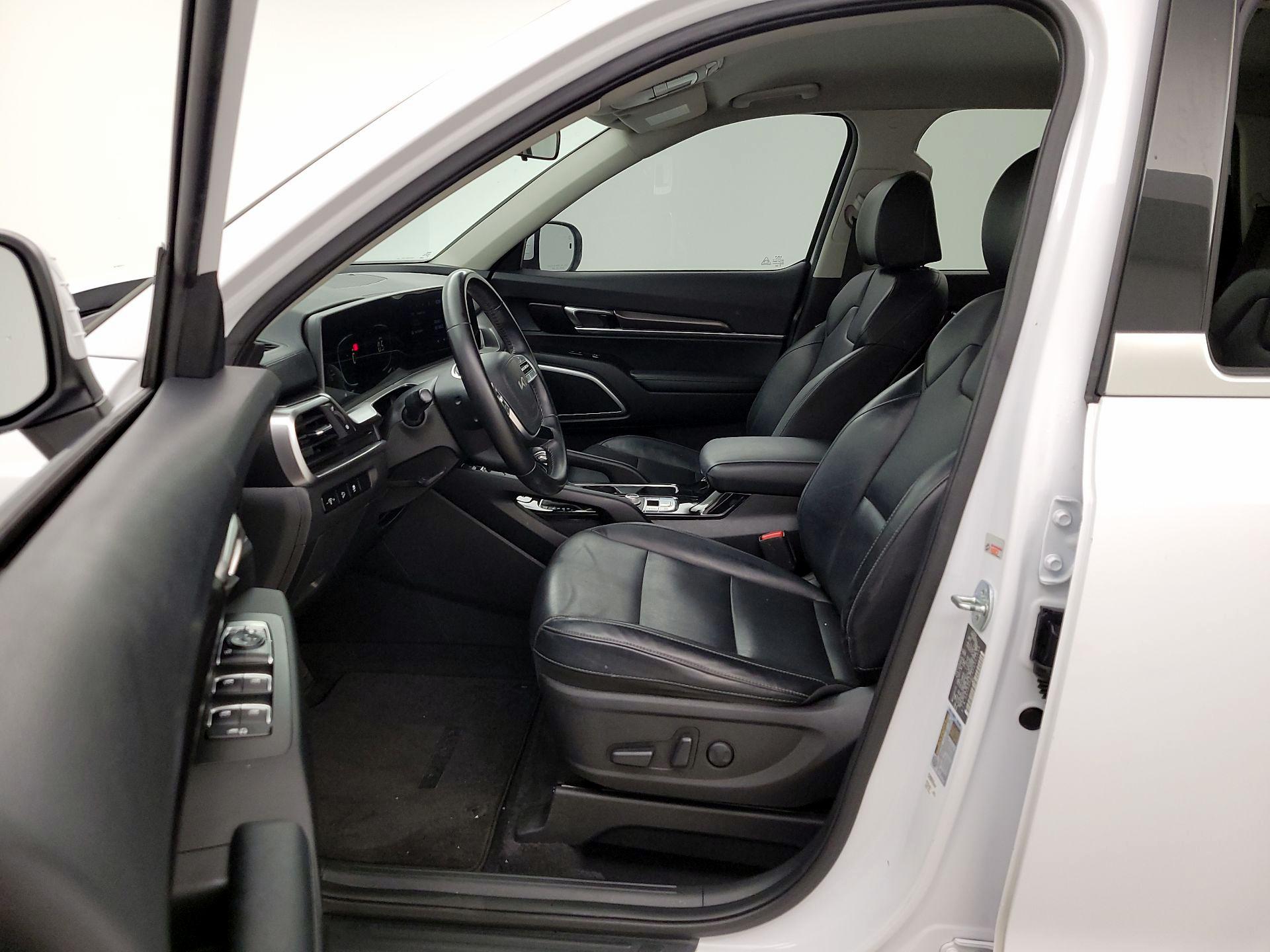 Thumbnail: 2023 Kia Telluride - 11