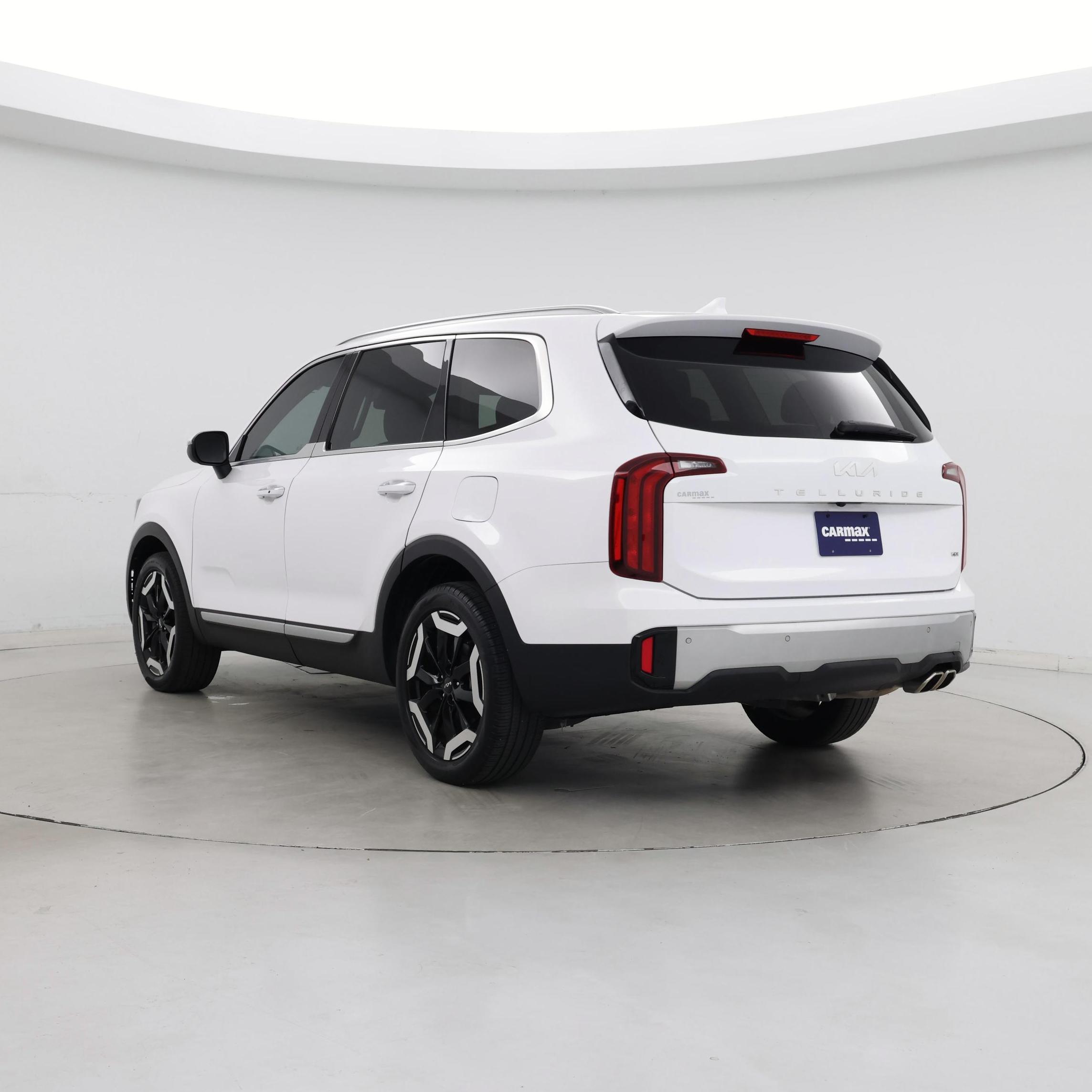 Thumbnail: 2023 Kia Telluride - 2