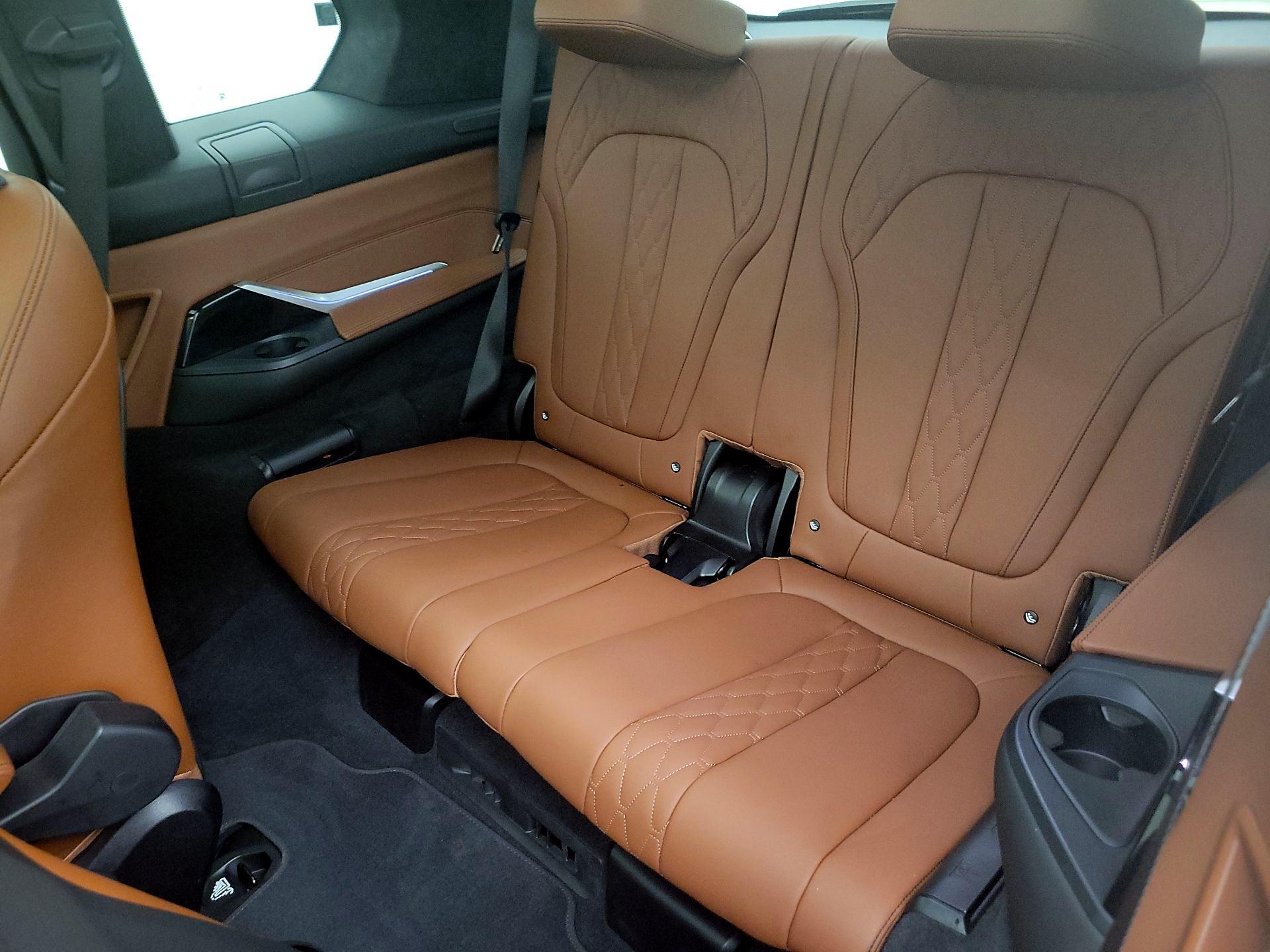 Thumbnail: 2022 BMW X7 - 20