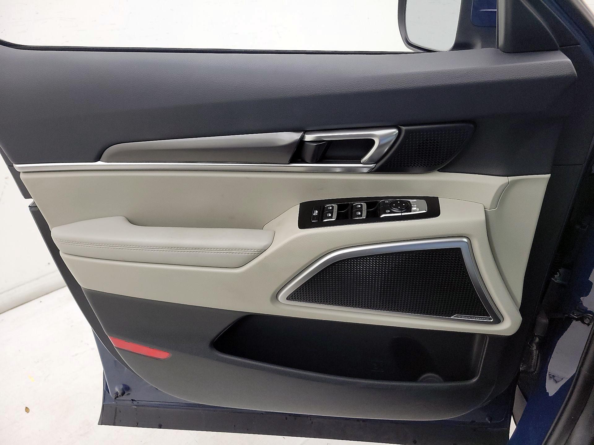 Thumbnail: 2024 Kia Telluride - 12