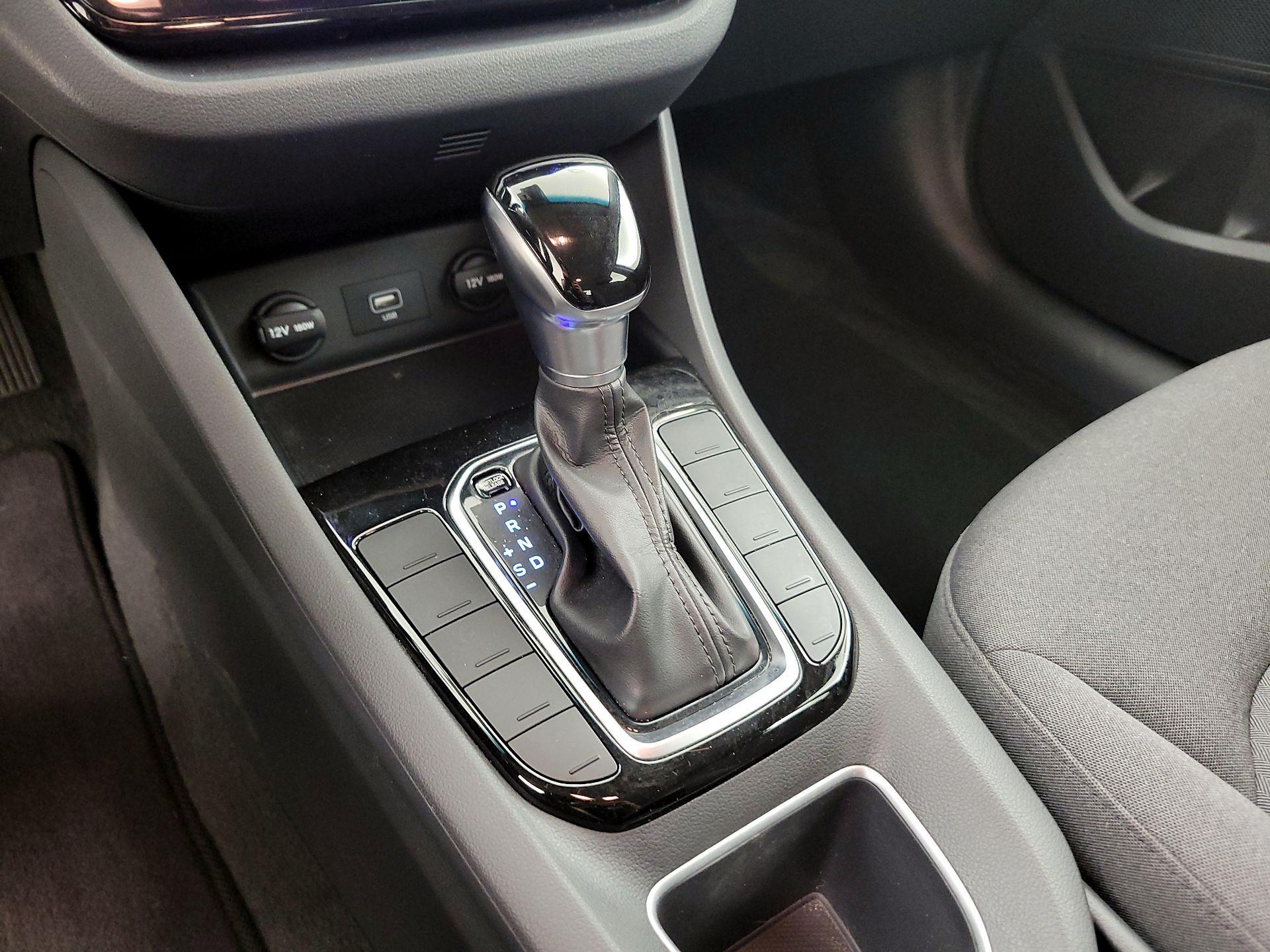 Thumbnail: 2020 Hyundai Ioniq - 15