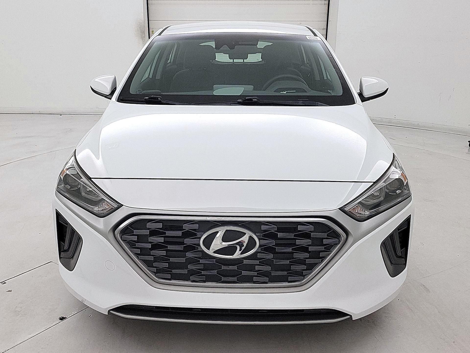 Thumbnail: 2020 Hyundai Ioniq - 2