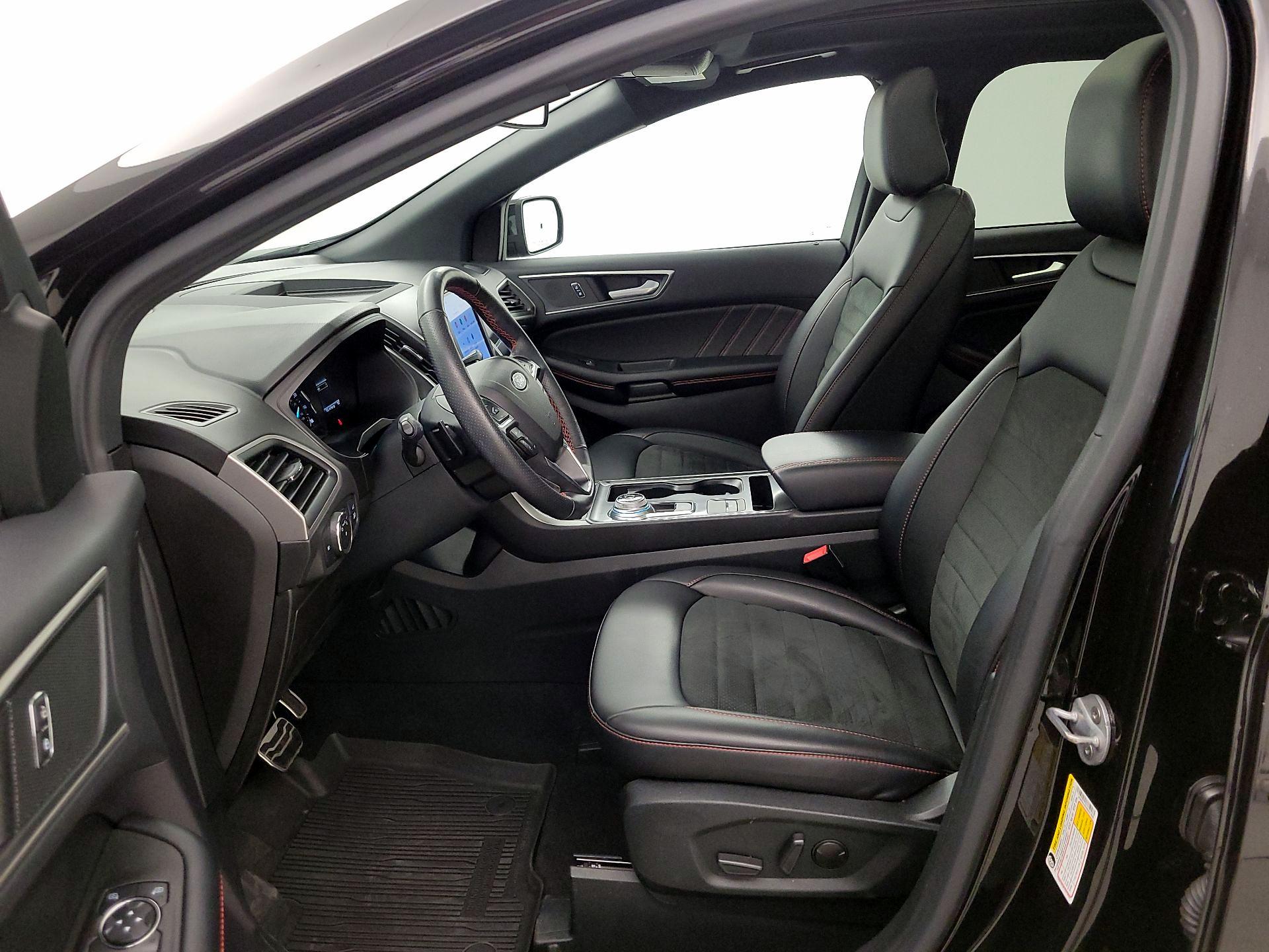 Thumbnail: 2022 Ford Edge - 11