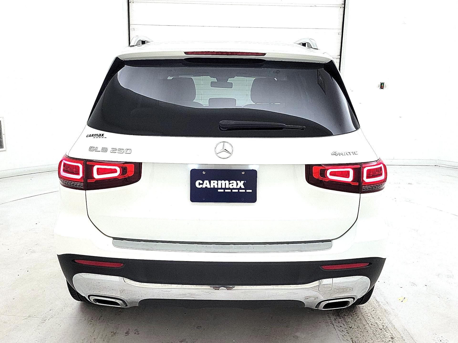 Thumbnail: 2022 Mercedes-Benz GLB - 6