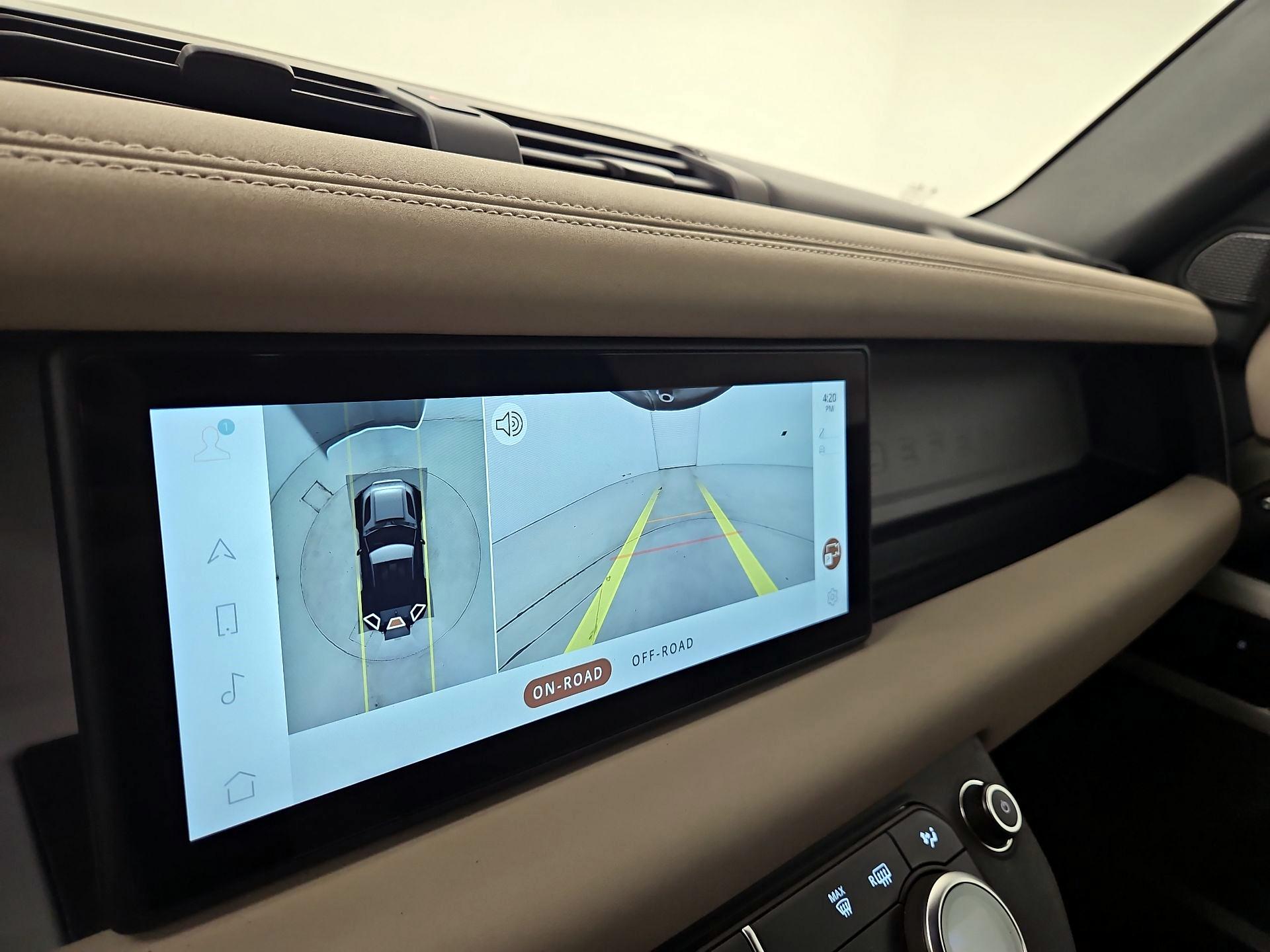 Thumbnail: 2022 Land Rover Defender - 15