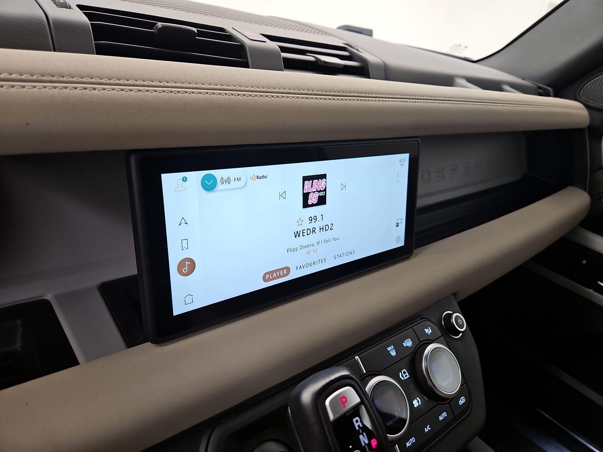 Thumbnail: 2022 Land Rover Defender - 16