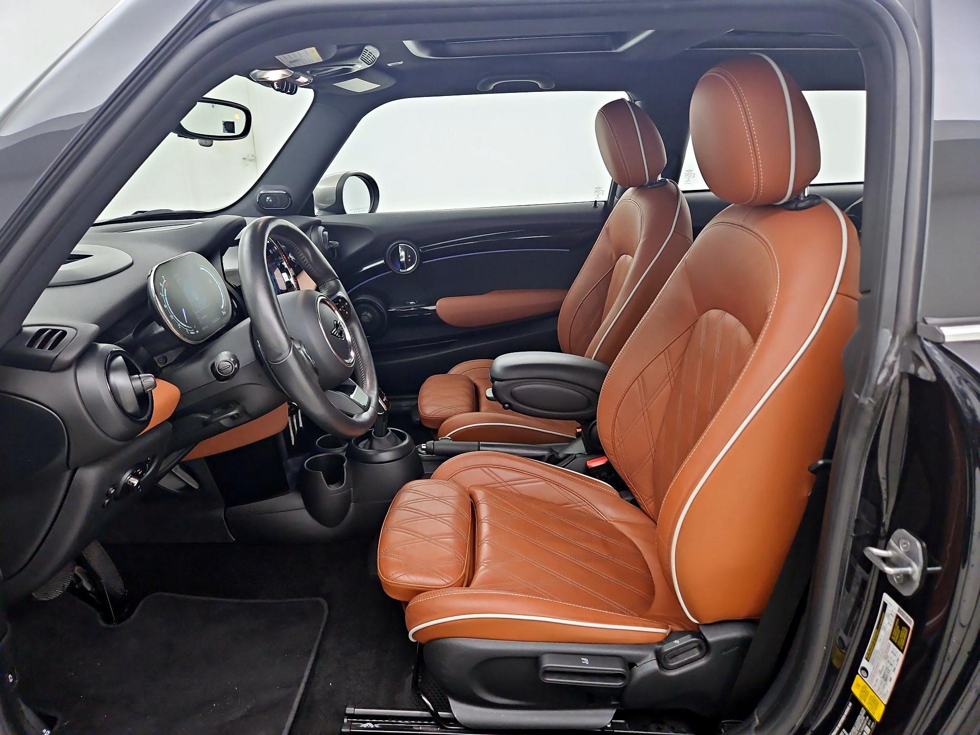 Thumbnail: 2022 MINI Cooper Hardtop - 11