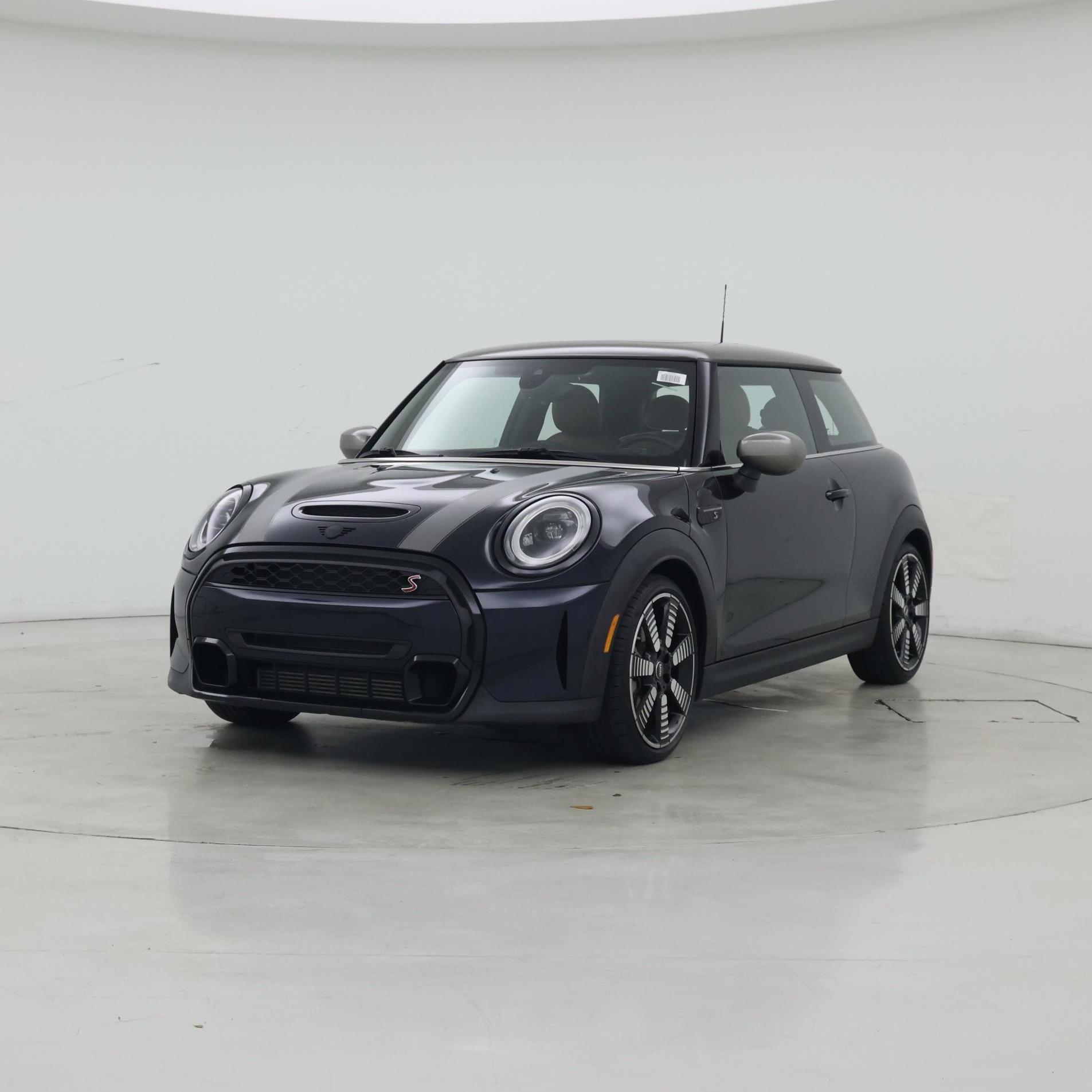 Thumbnail: 2022 MINI Cooper Hardtop - 4