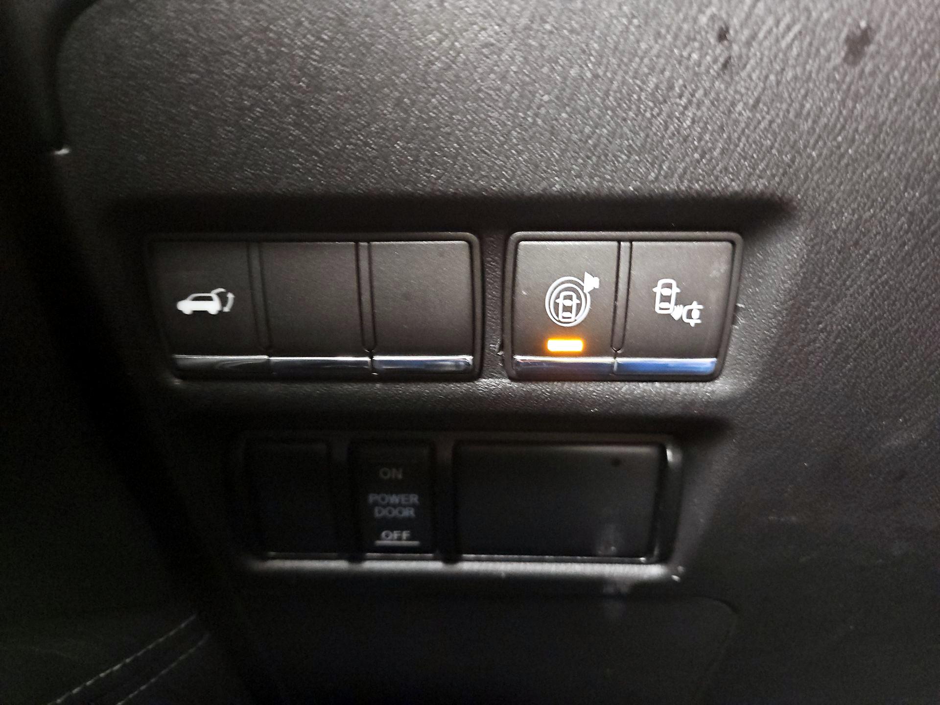 Thumbnail: 2017 INFINITI QX80 - 13