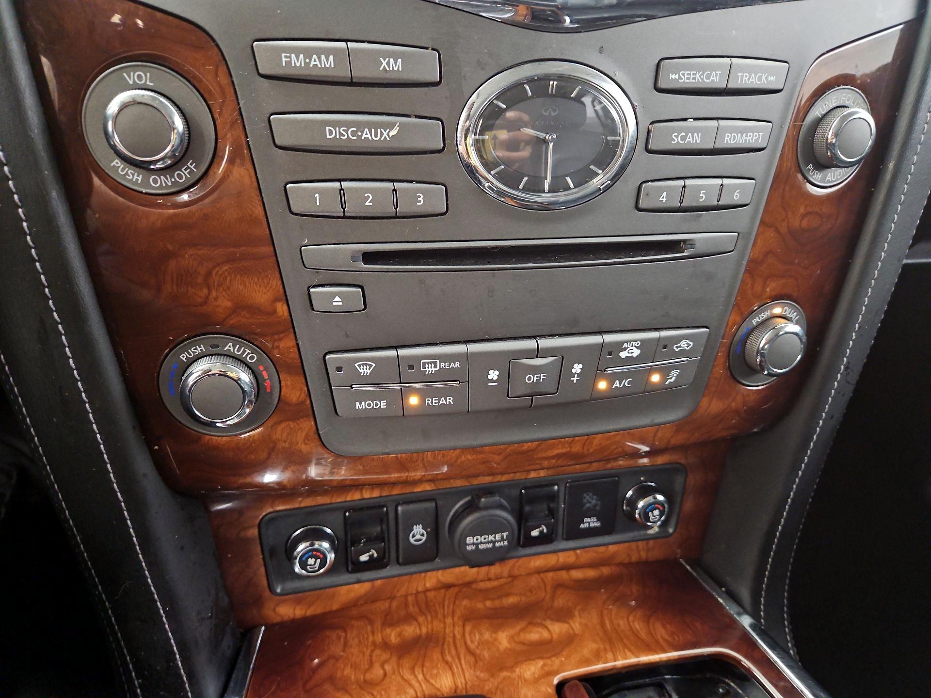 Thumbnail: 2017 INFINITI QX80 - 17